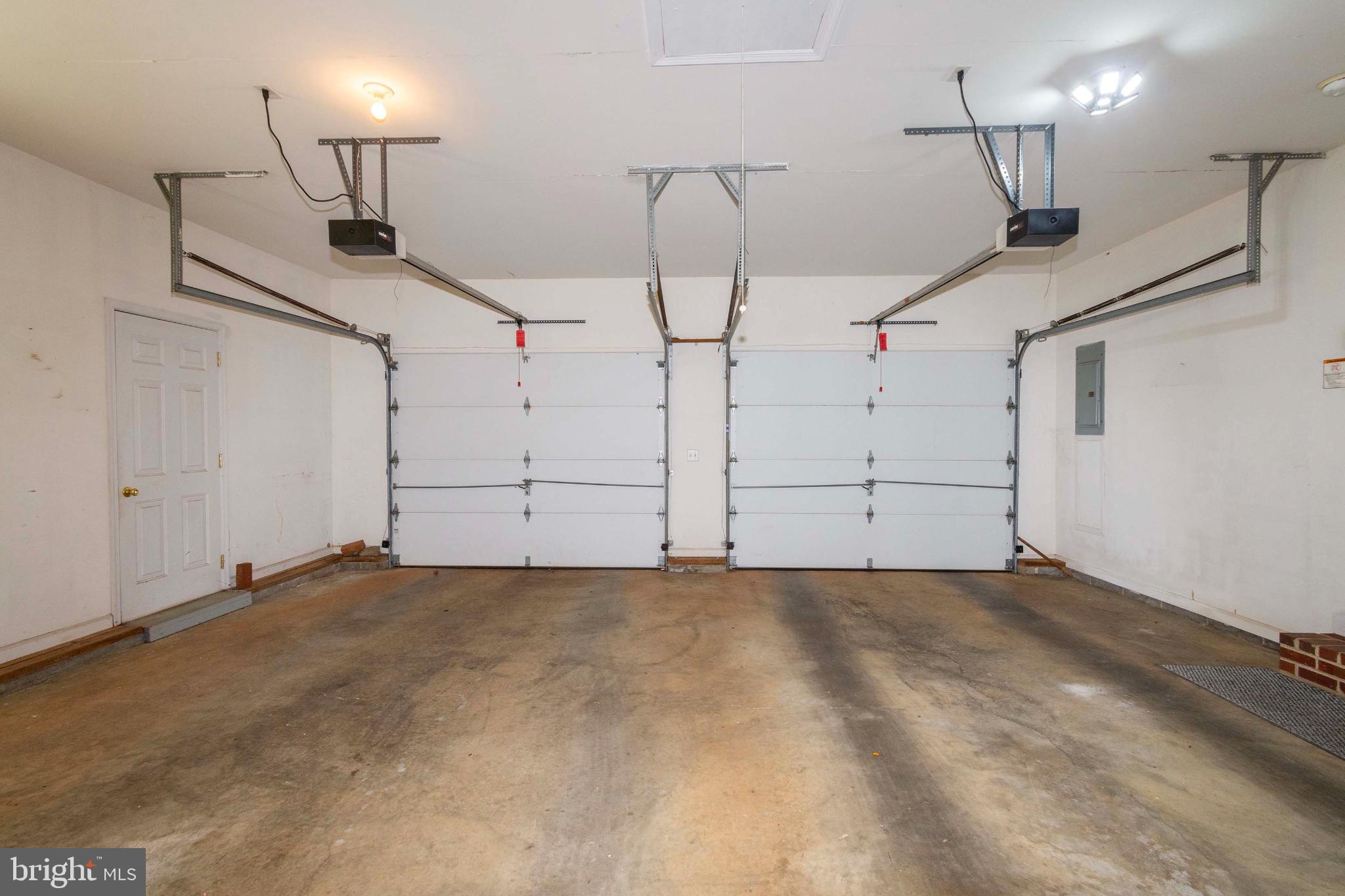 DAISY HILLS - Residential