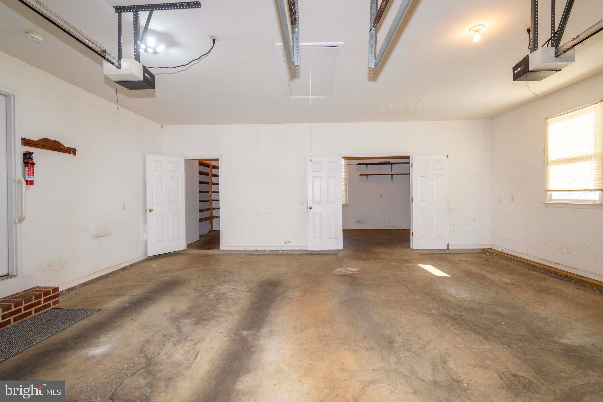 DAISY HILLS - Residential