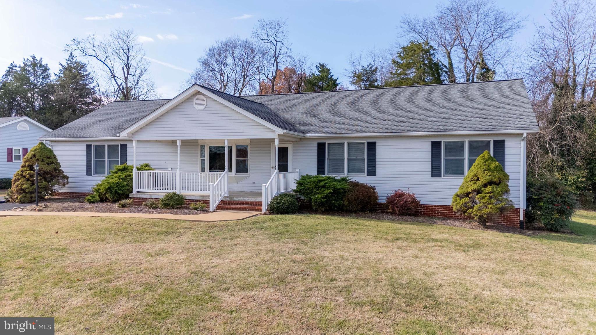 DAISY HILLS - Residential