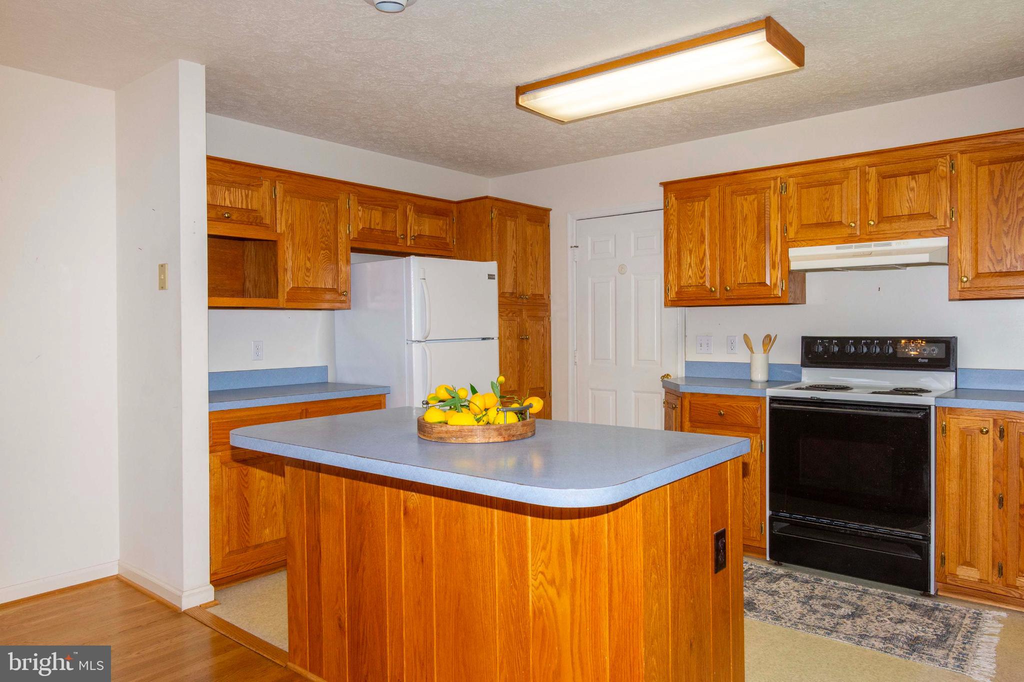 DAISY HILLS - Residential