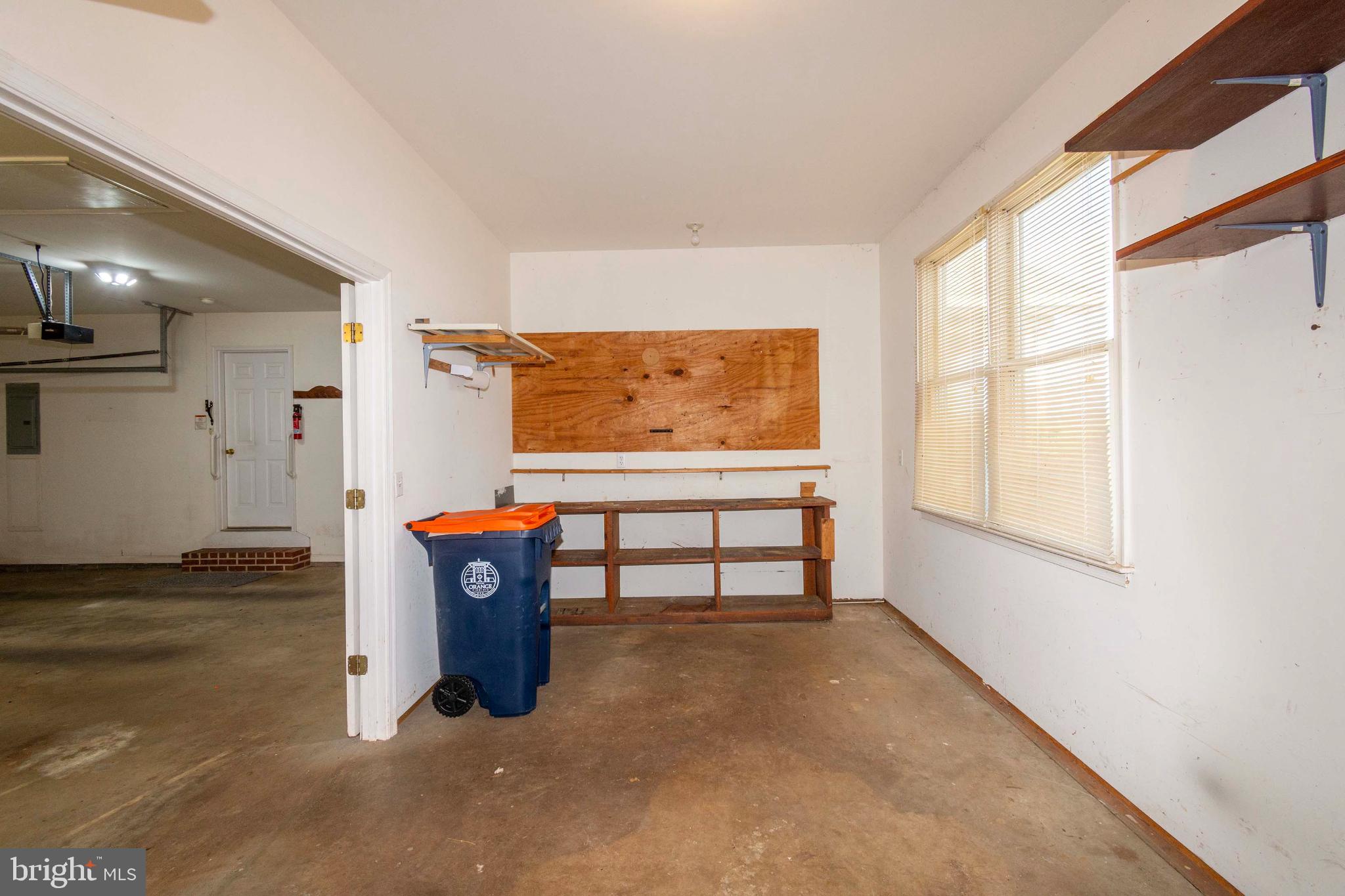 DAISY HILLS - Residential