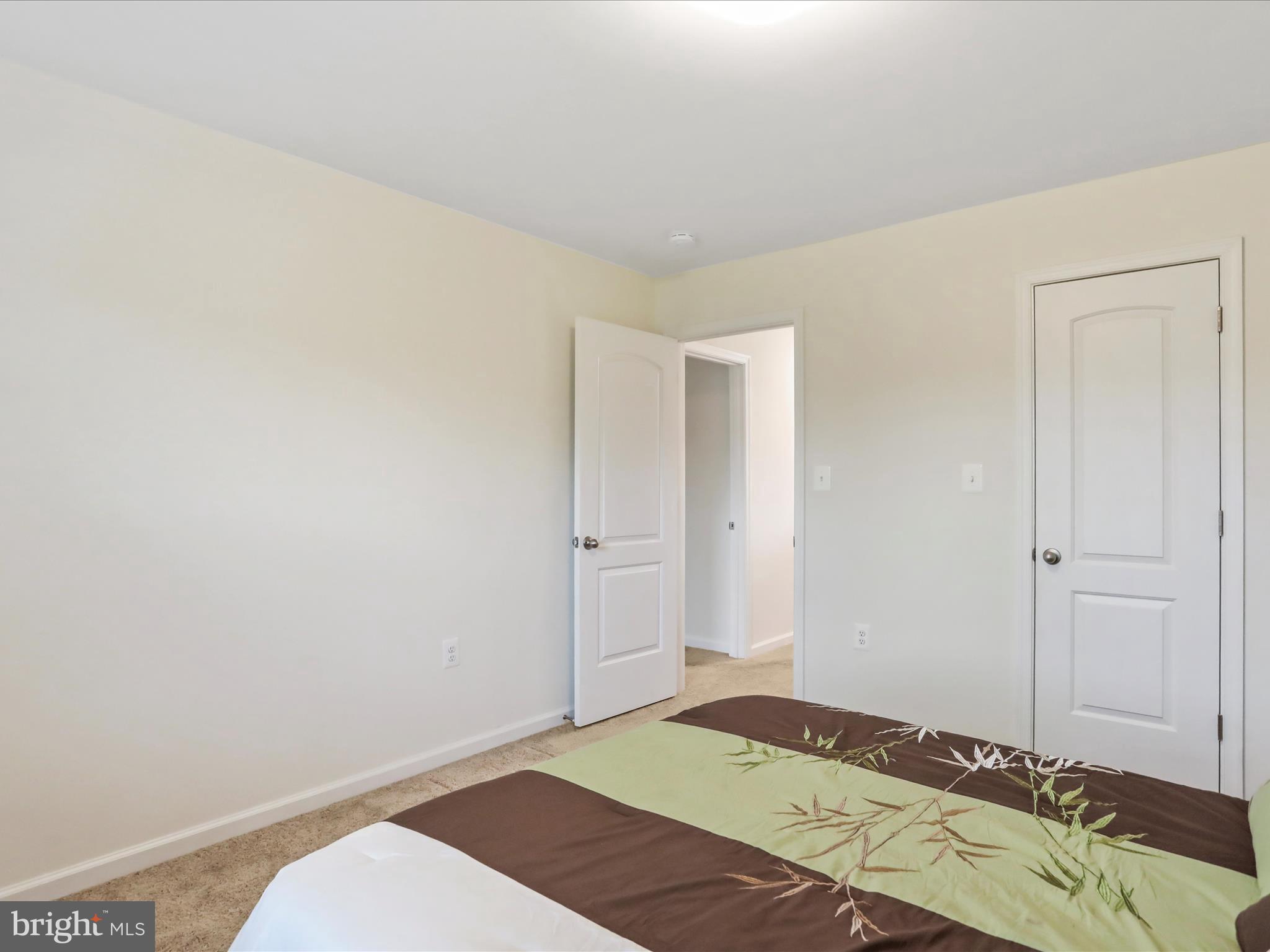 BROOKFIELD ON THE POTOMAC - Residential