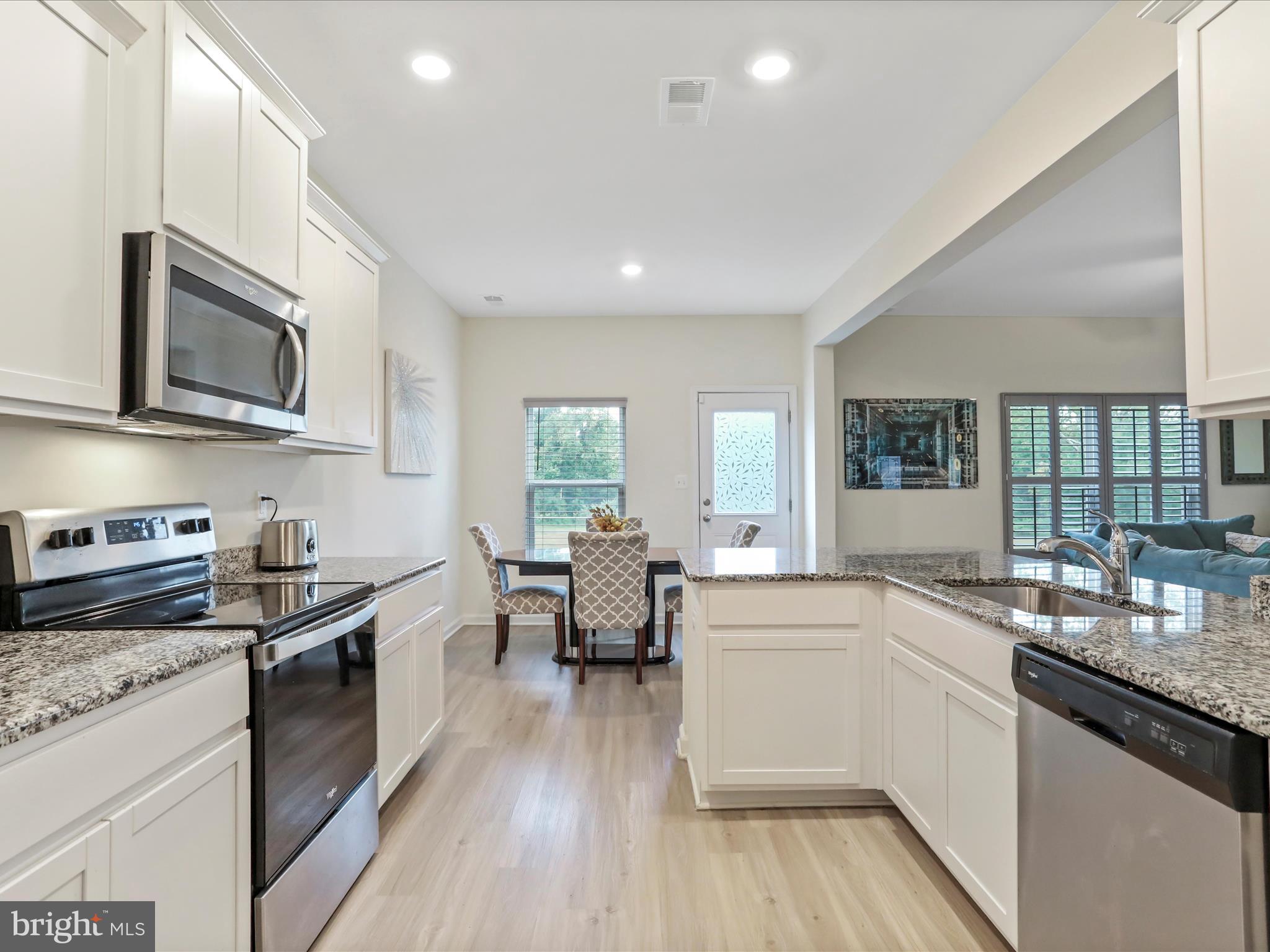 BROOKFIELD ON THE POTOMAC - Residential