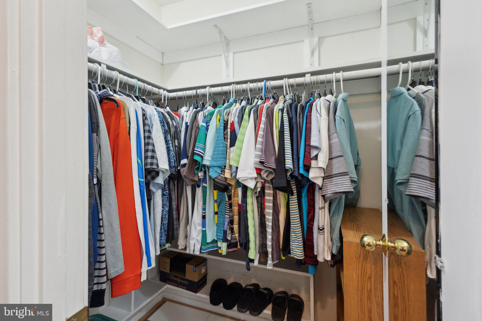 LAKE BRADDOCK - Residential