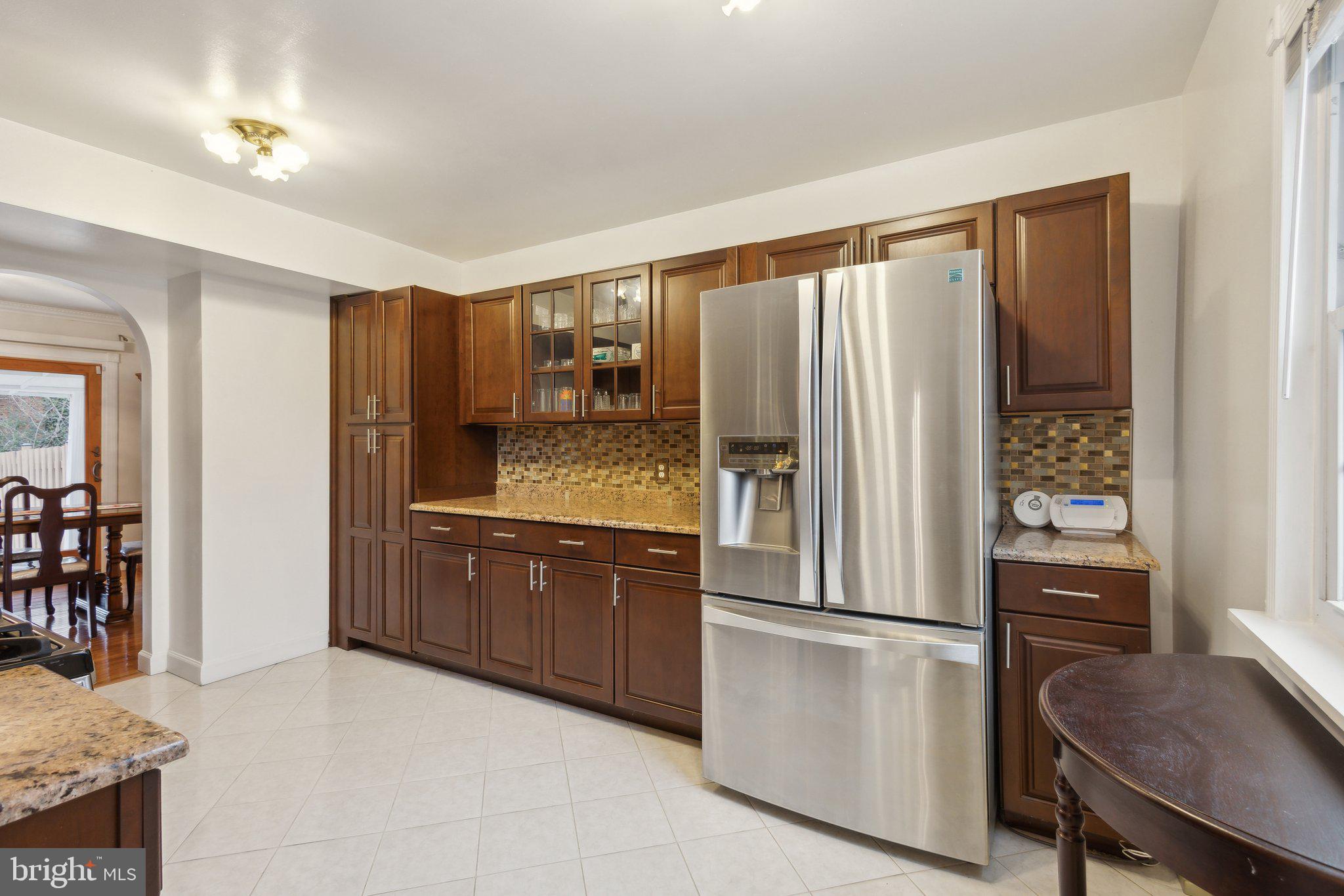 LAKE BRADDOCK - Residential