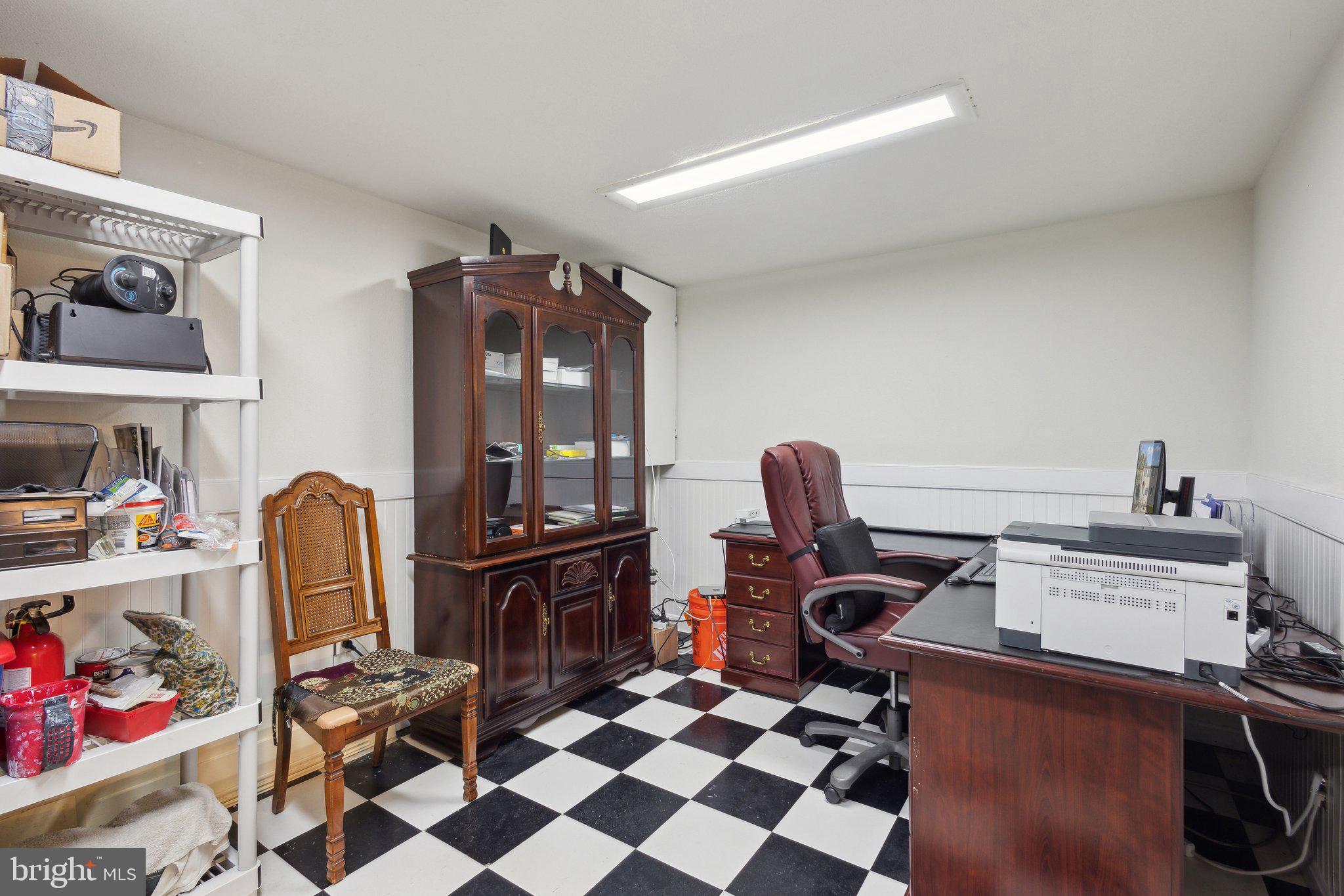 LAKE BRADDOCK - Residential