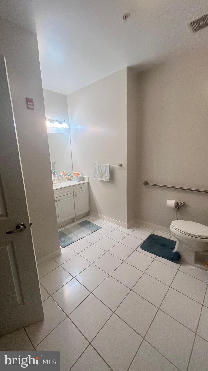 WILTON HOUSE - Residential Lease