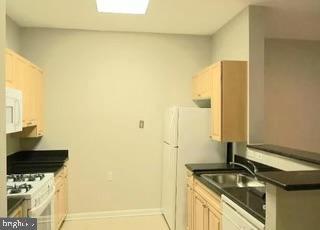 WILTON HOUSE - Residential Lease