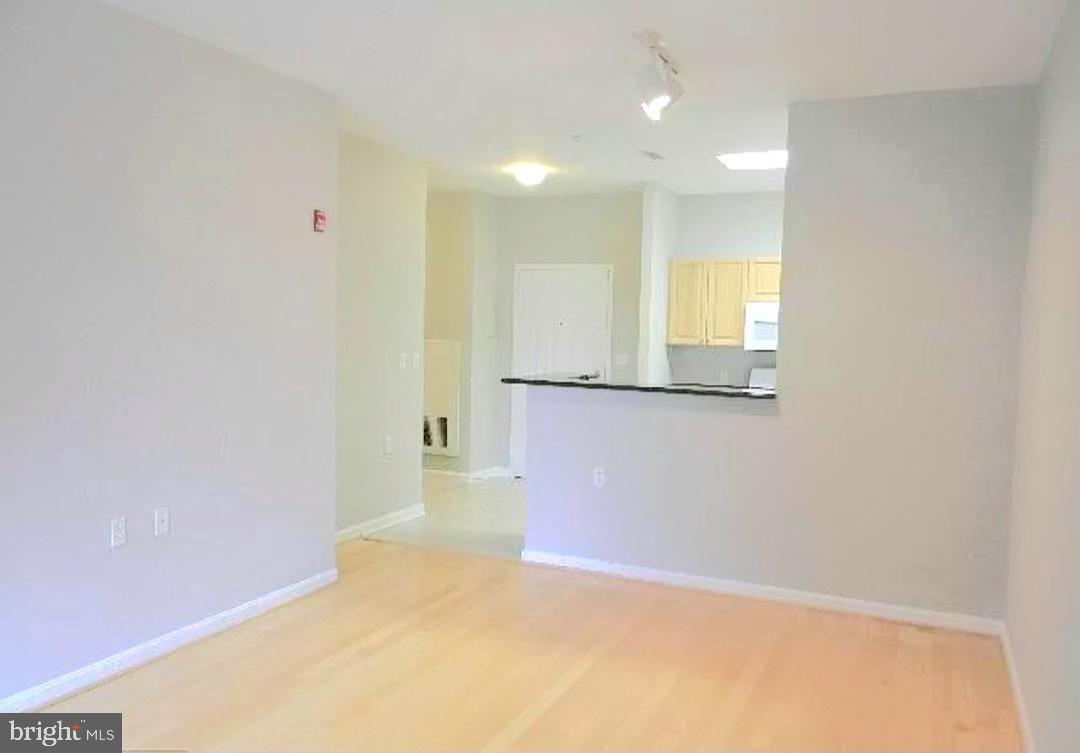 WILTON HOUSE - Residential Lease