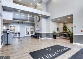 WILTON HOUSE - Residential Lease