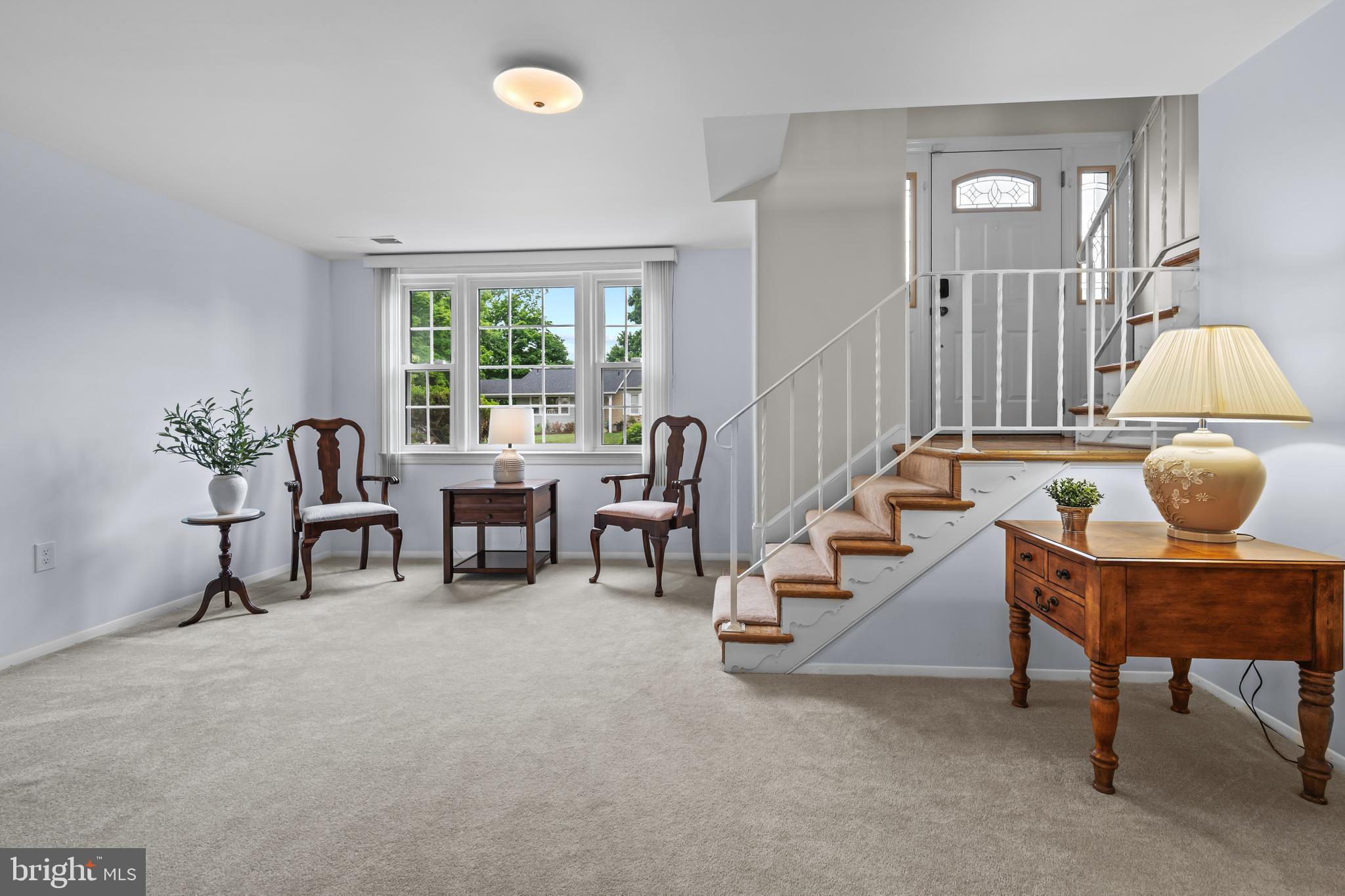 CAVERLY HILLS - Residential