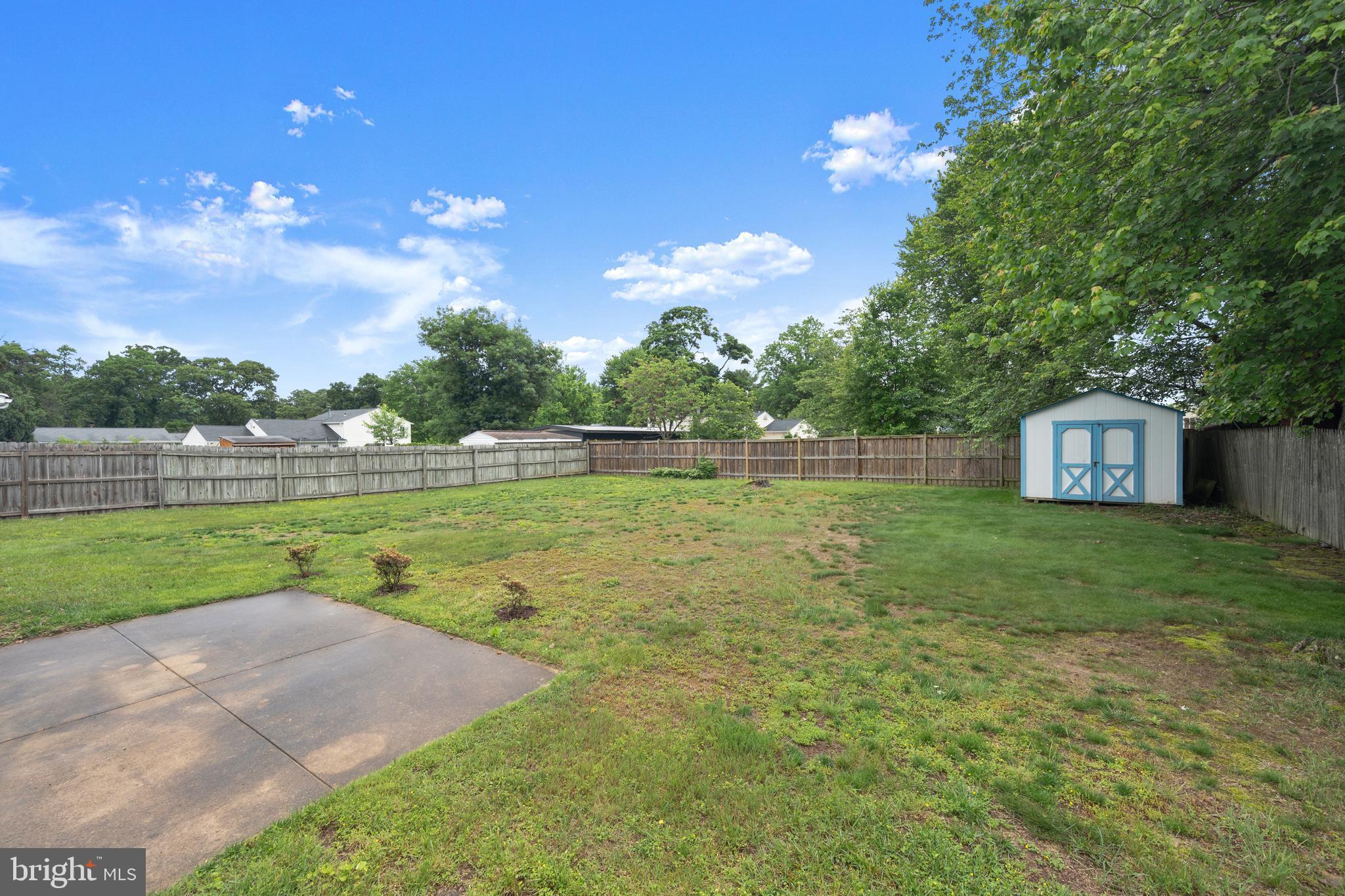 CAVERLY HILLS - Residential