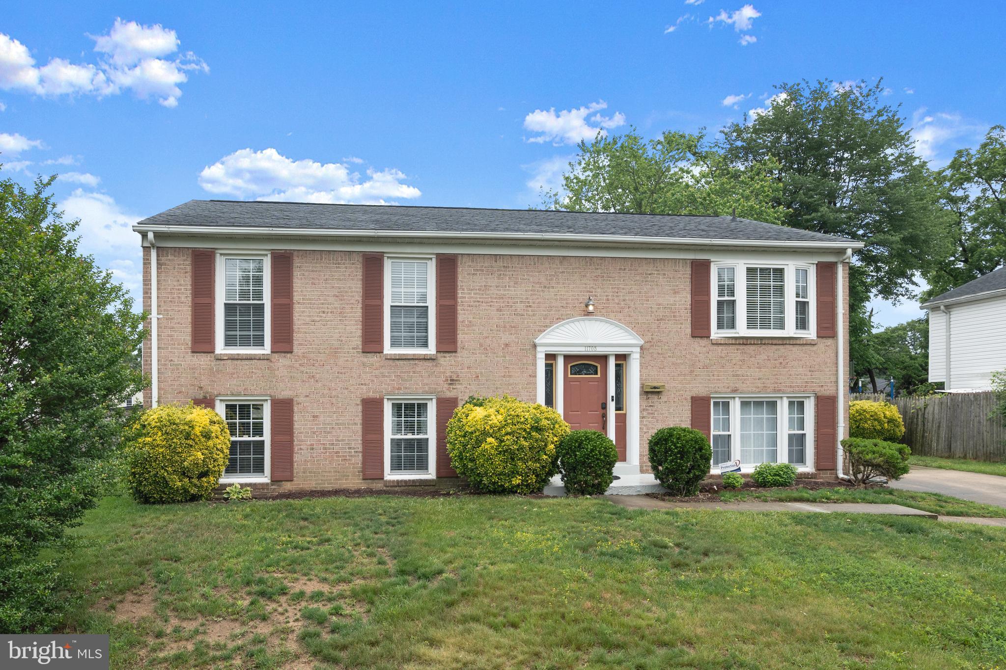 CAVERLY HILLS - Residential