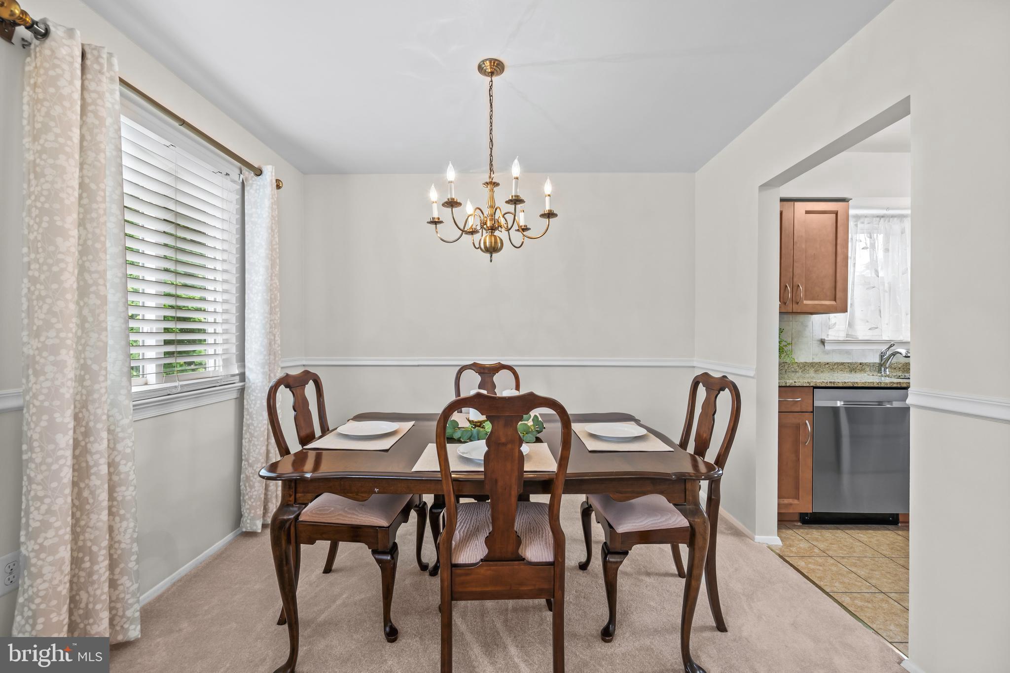 CAVERLY HILLS - Residential