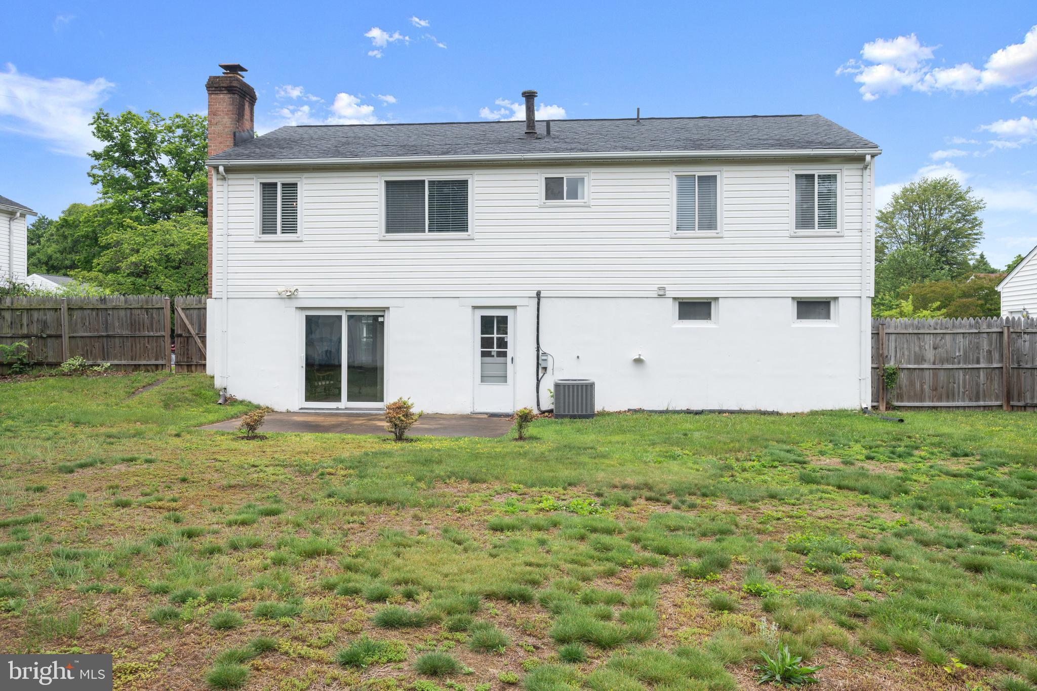 CAVERLY HILLS - Residential