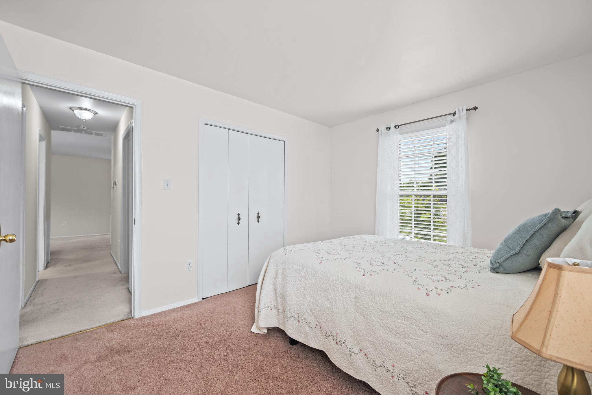 CAVERLY HILLS - Residential