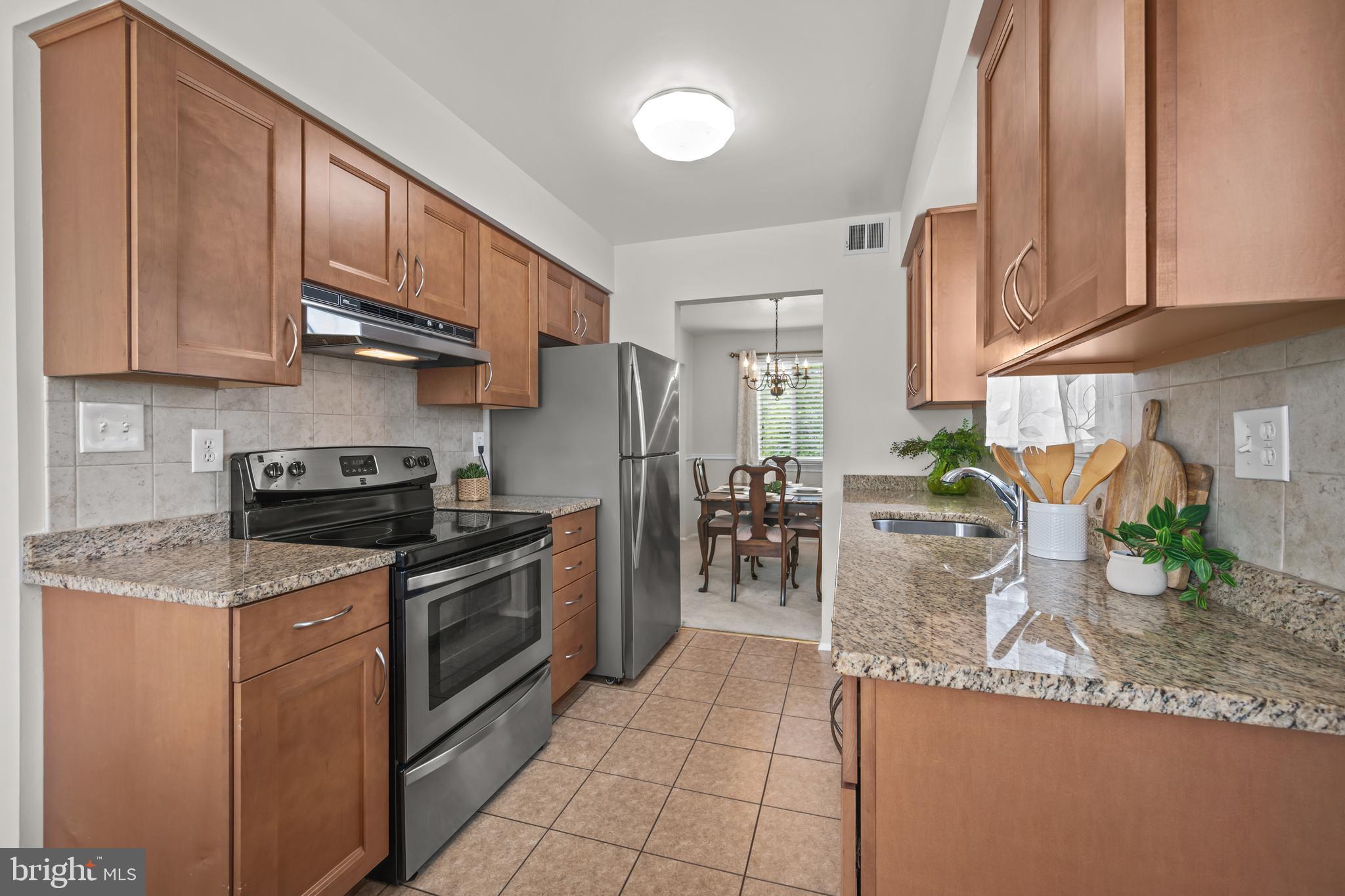 CAVERLY HILLS - Residential