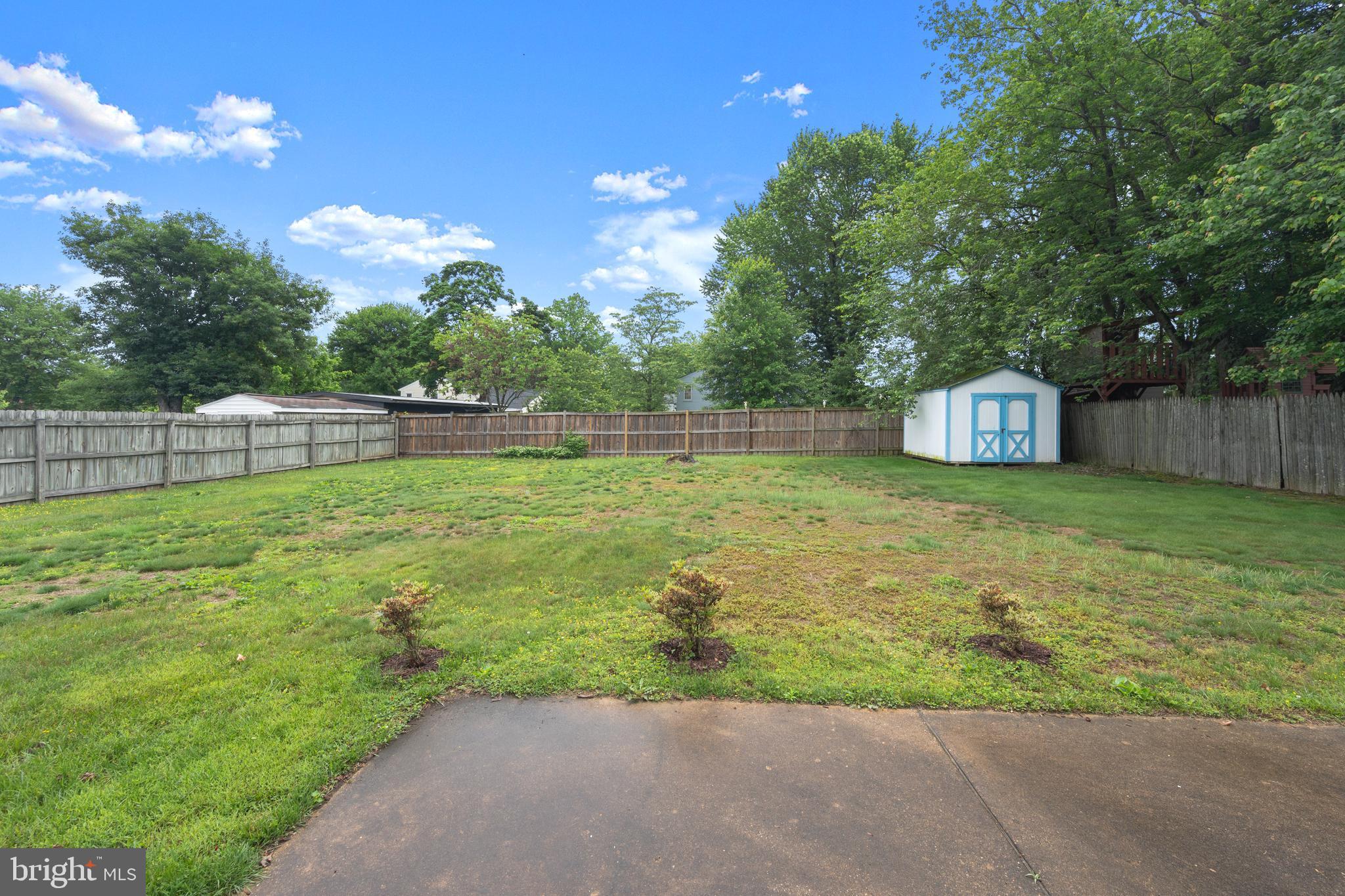 CAVERLY HILLS - Residential