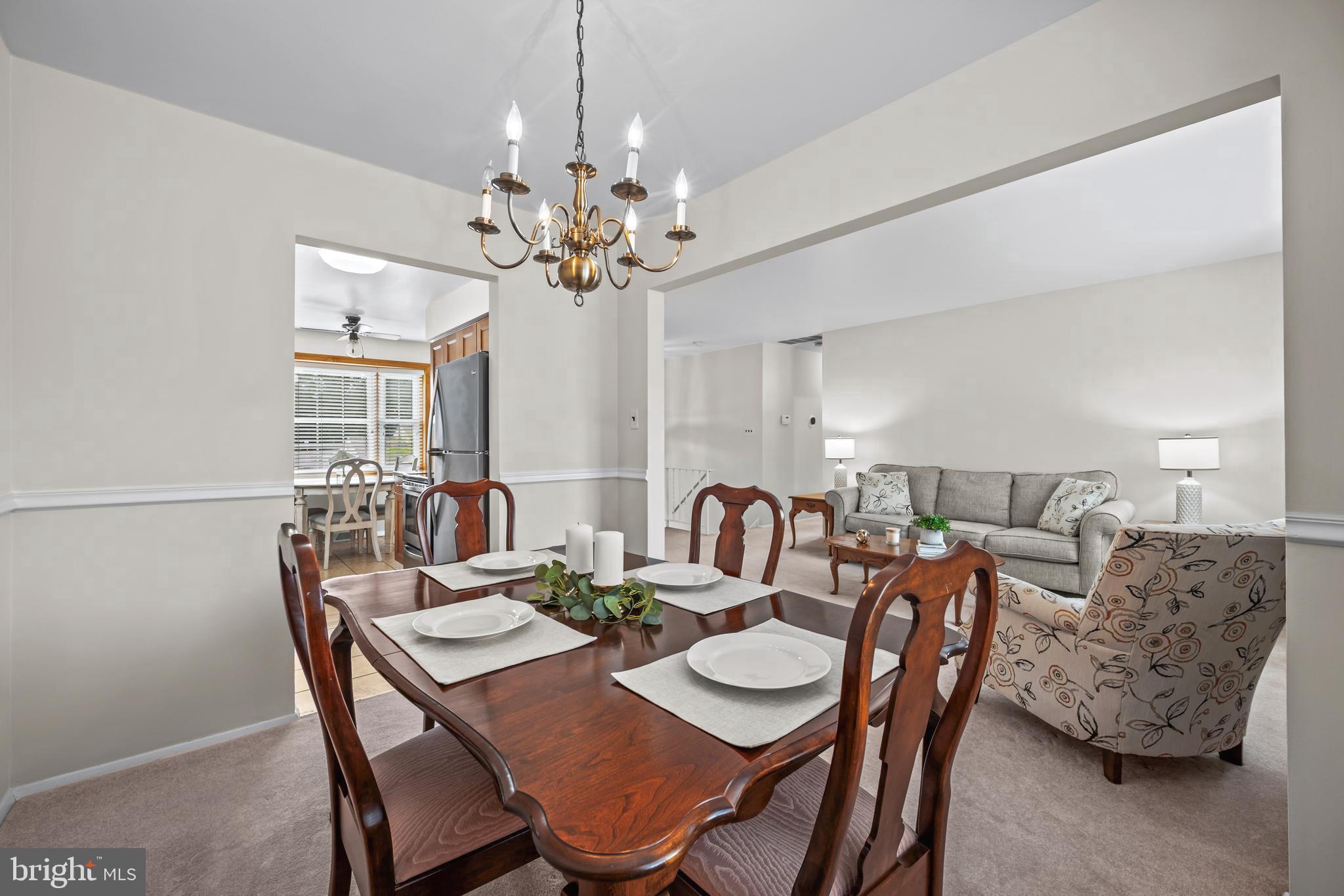 CAVERLY HILLS - Residential
