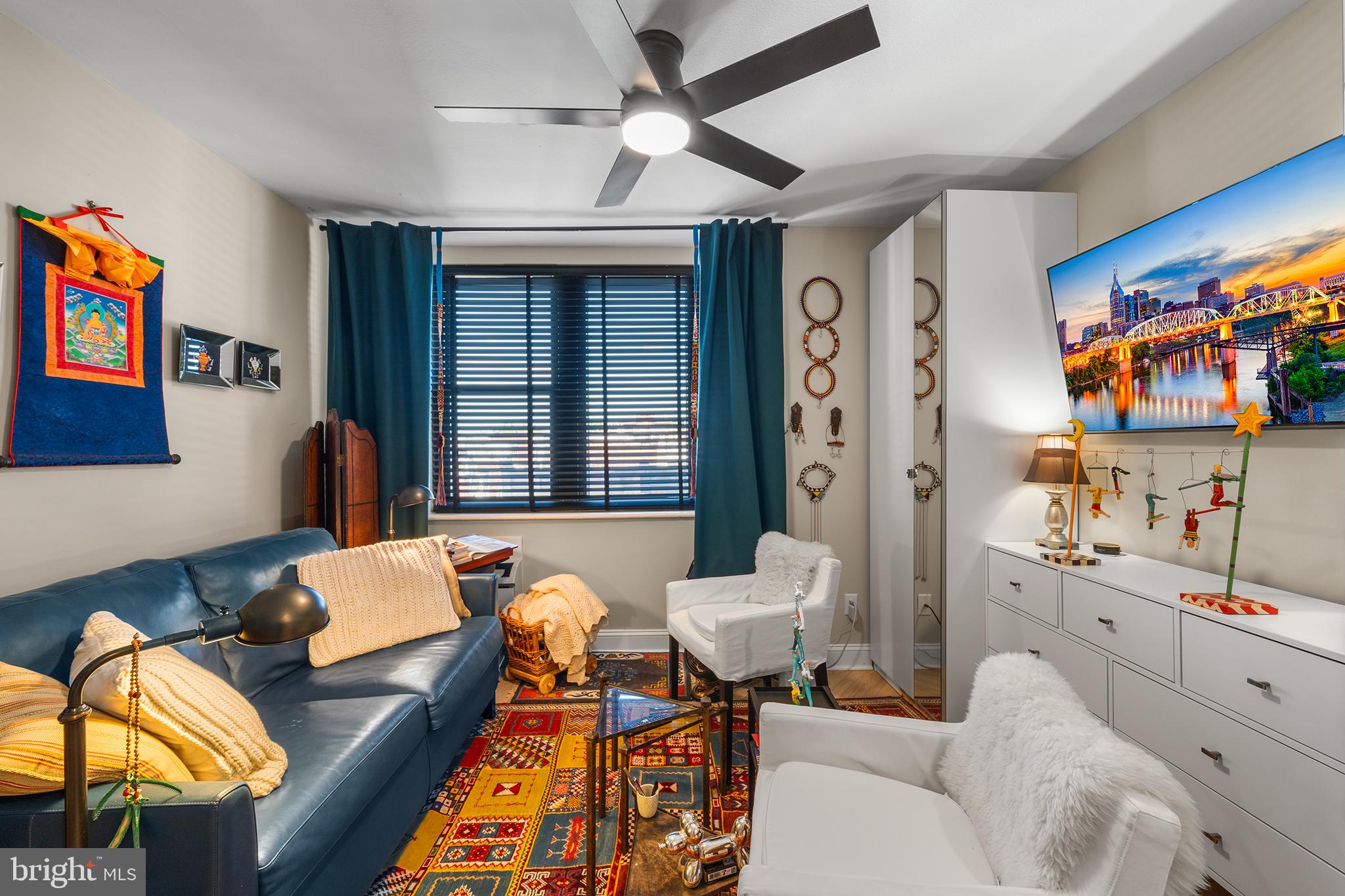 ART MUSEUM AREA - Residential