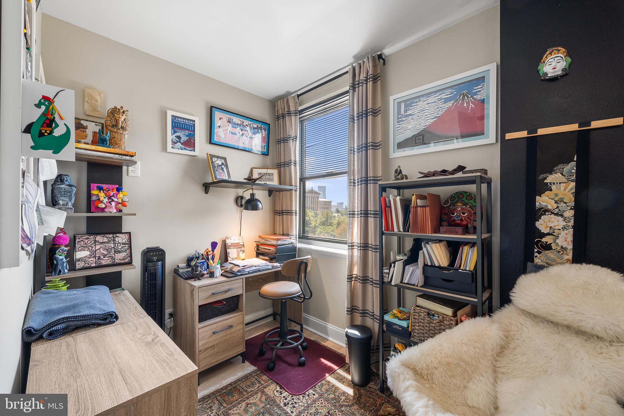 ART MUSEUM AREA - Residential