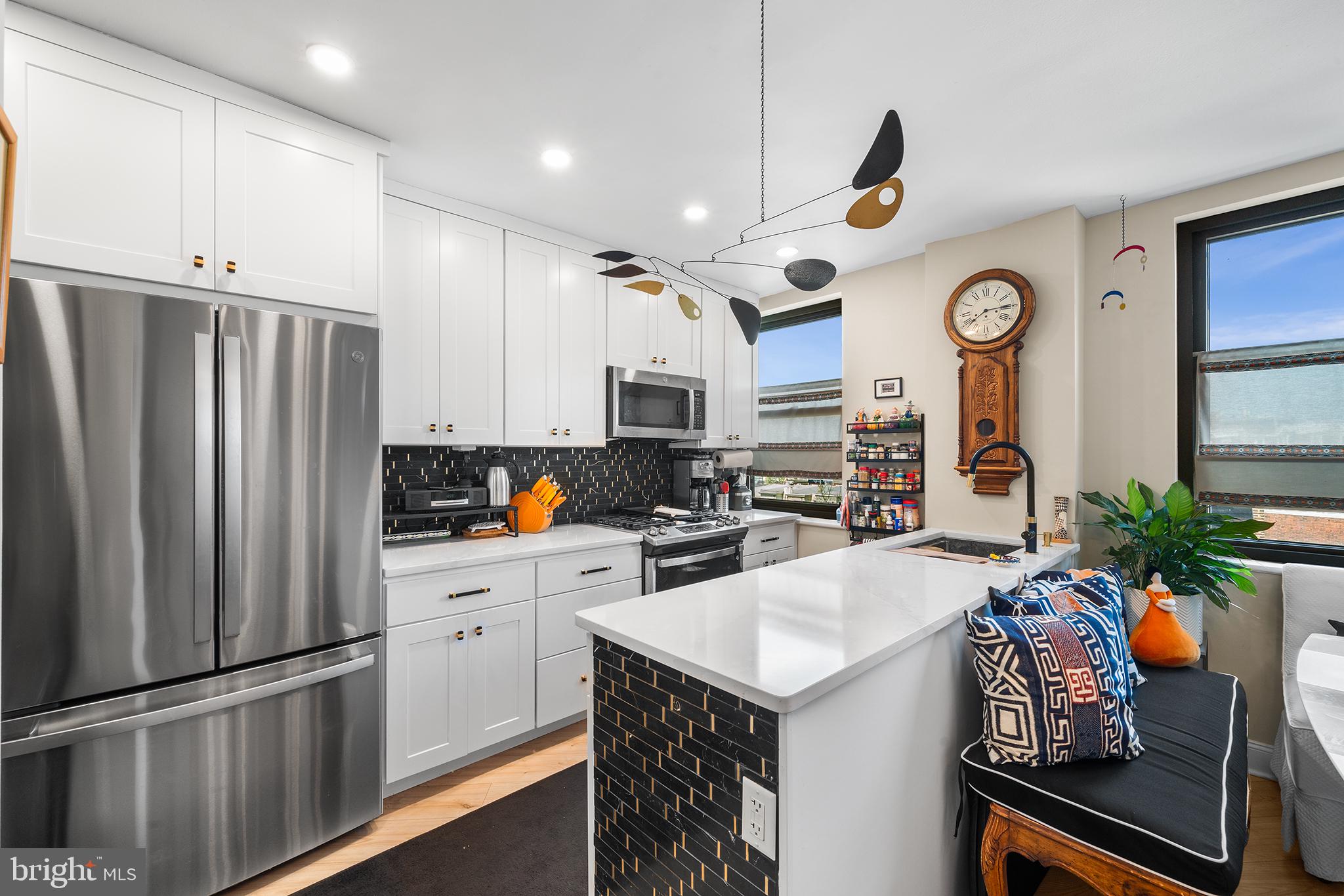 ART MUSEUM AREA - Residential