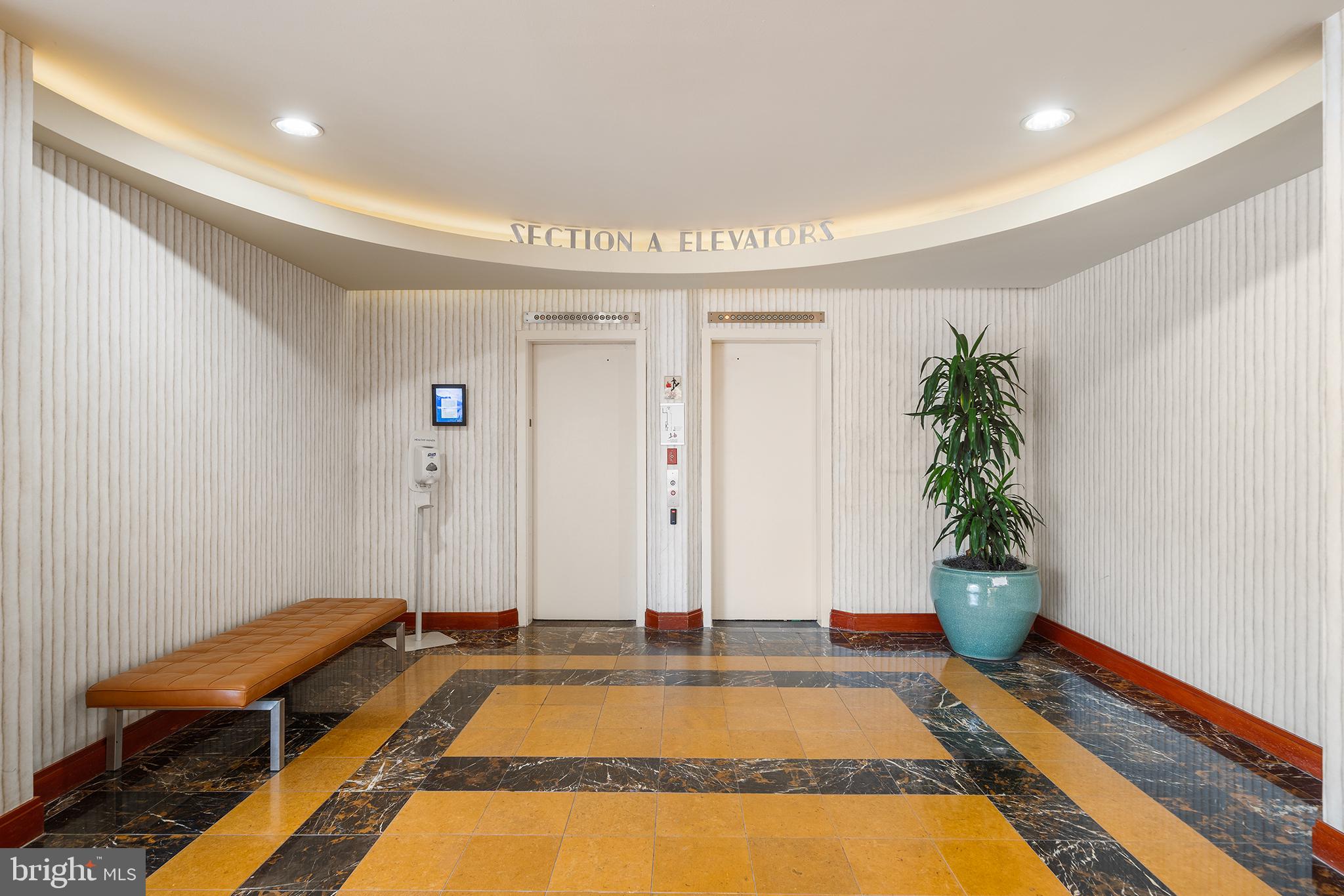 ART MUSEUM AREA - Residential