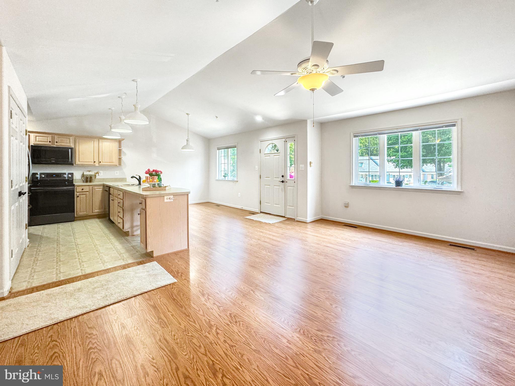 WESTLAKE - Residential