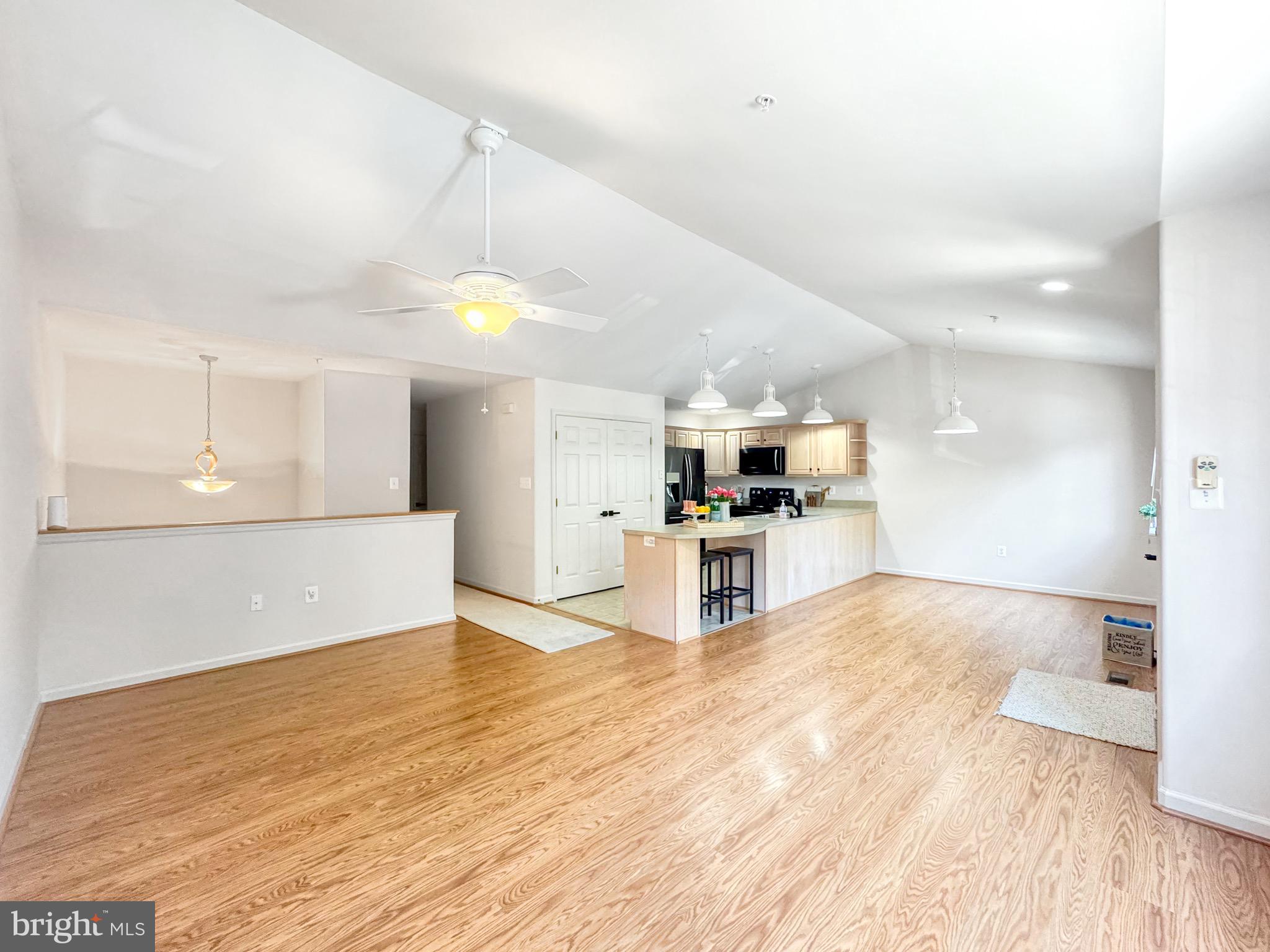 WESTLAKE - Residential