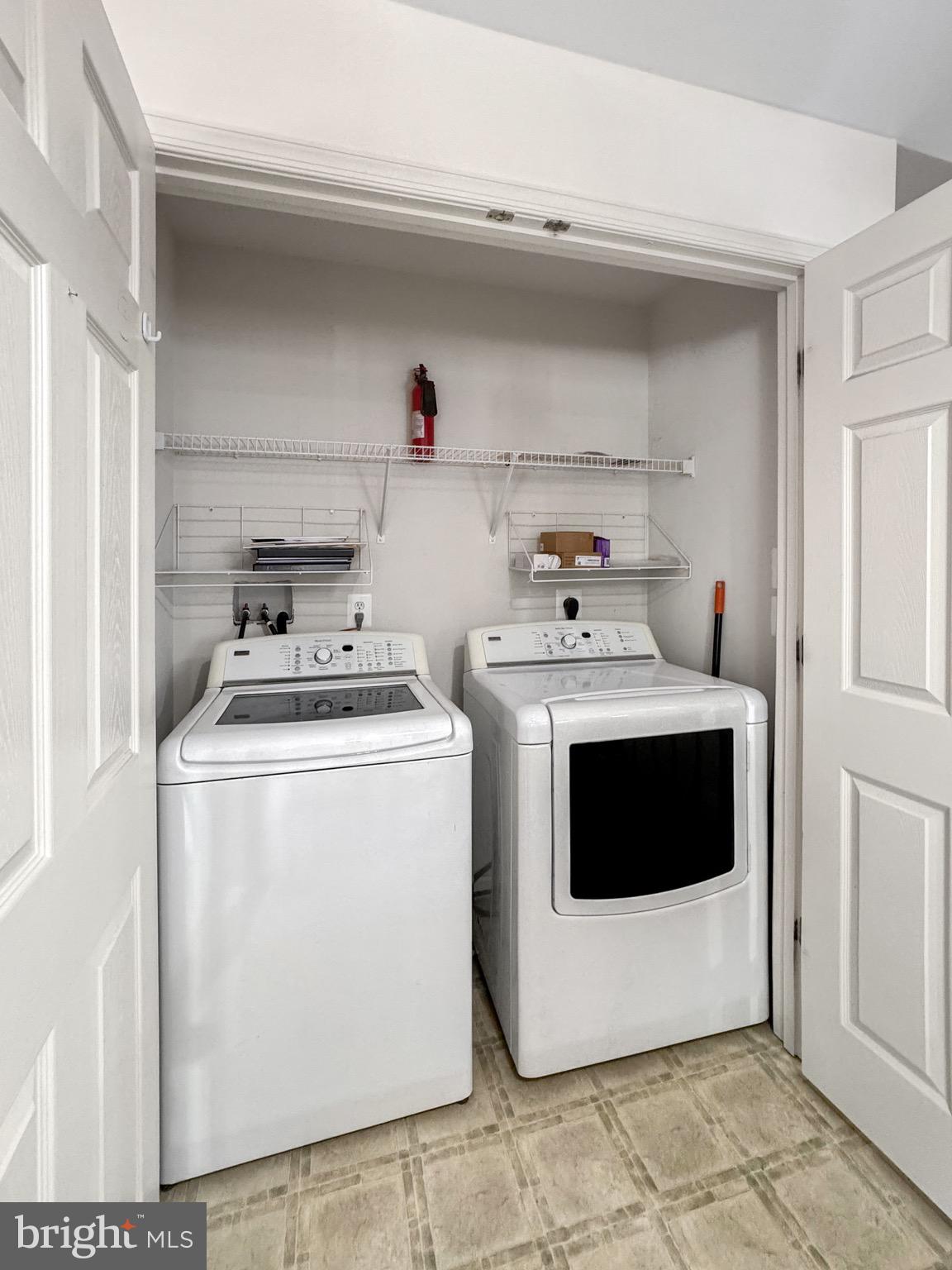 WESTLAKE - Residential