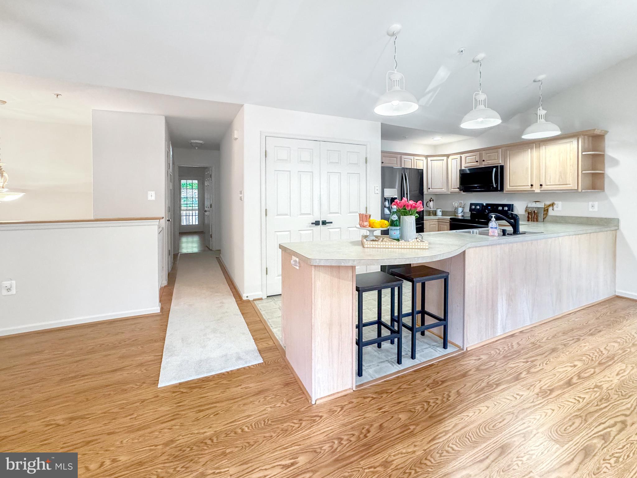 WESTLAKE - Residential