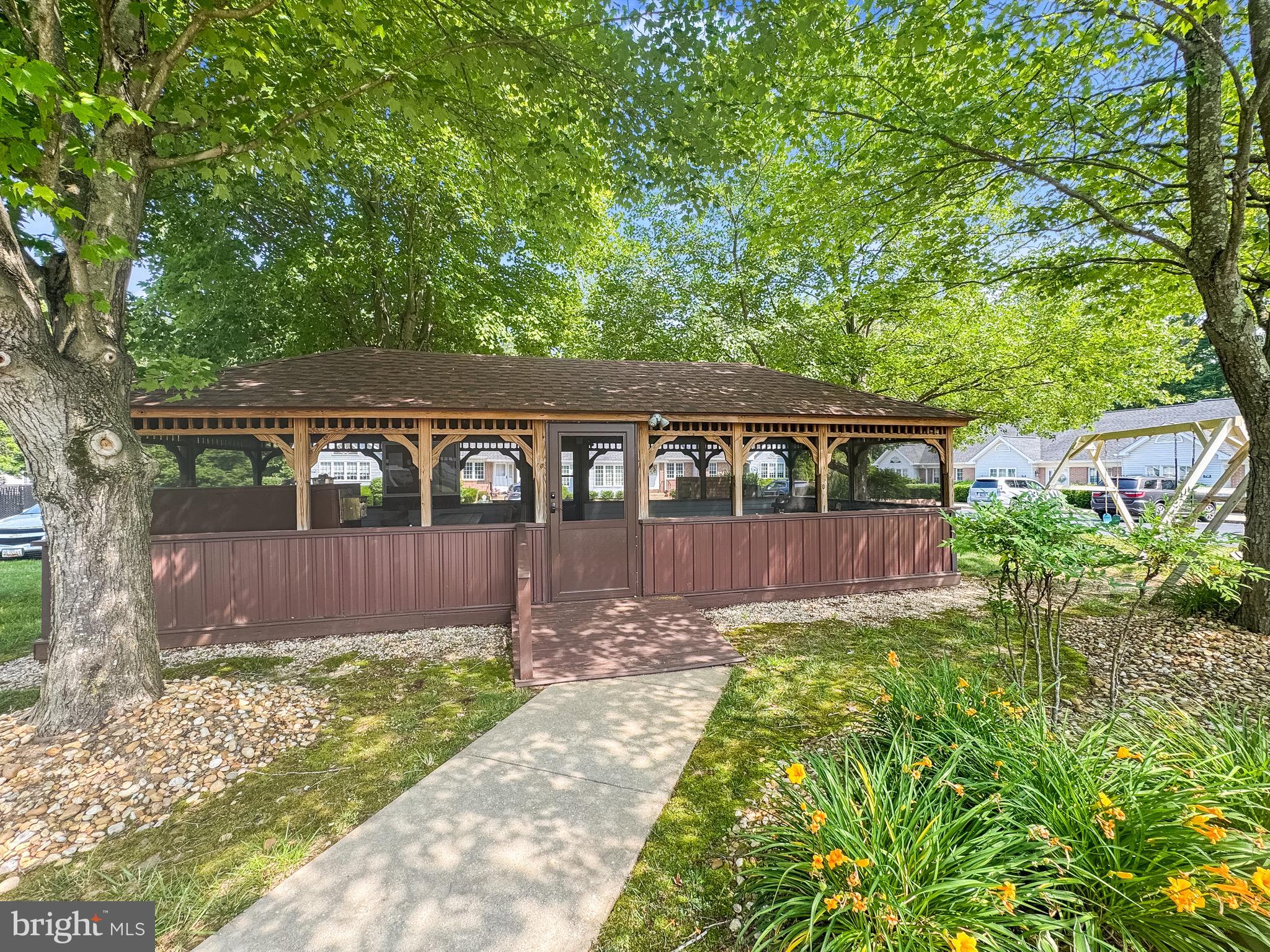 WESTLAKE - Residential