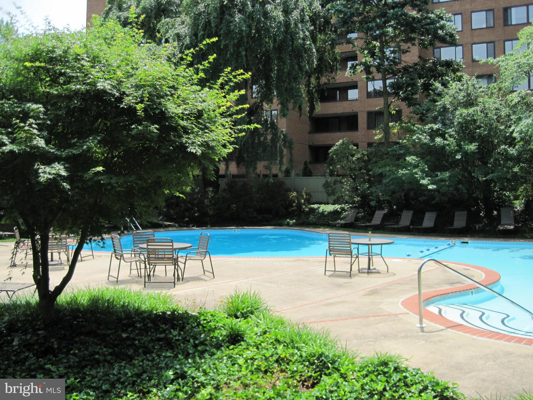 CROSS KEYS - Residential Lease