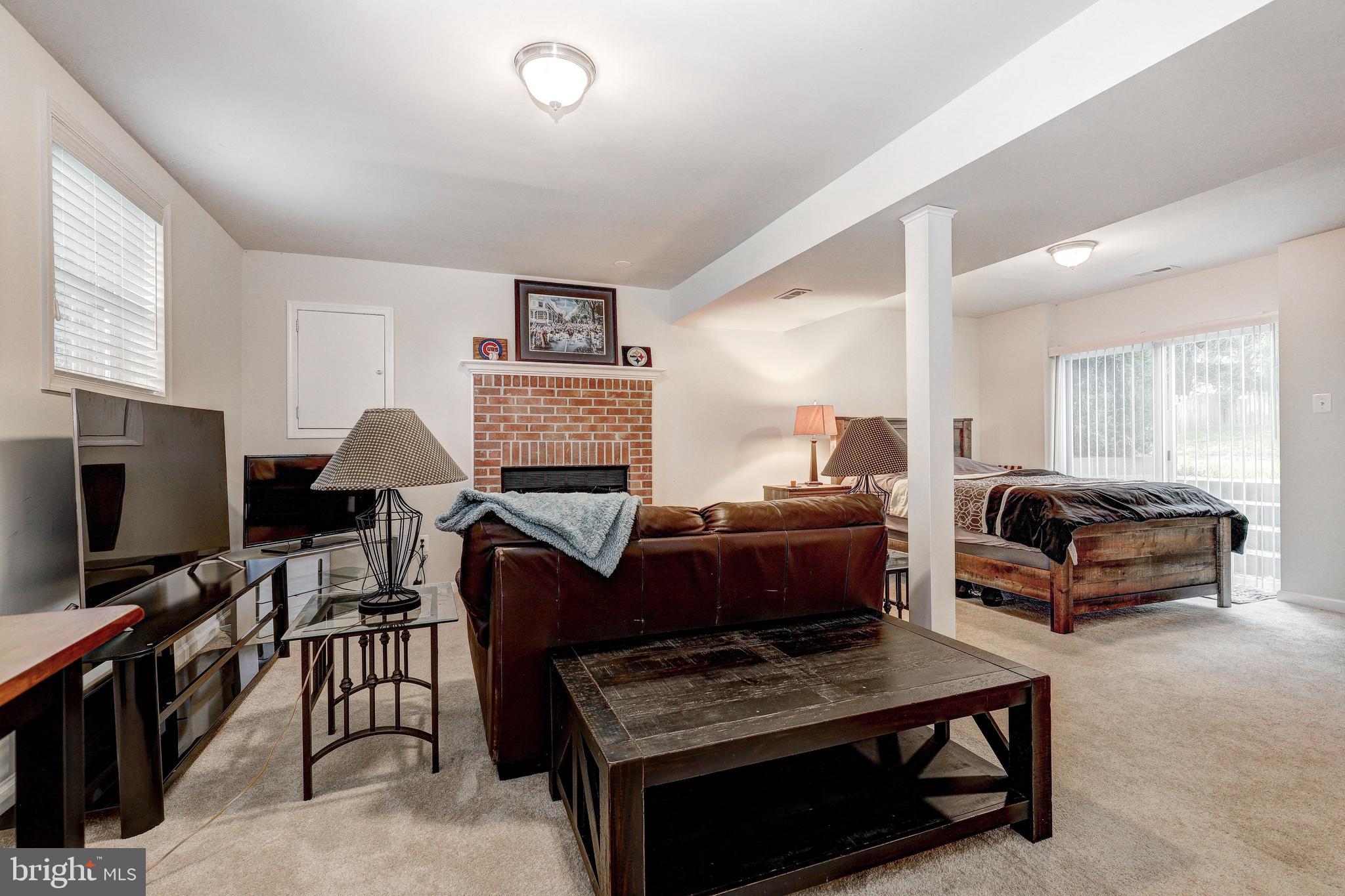 WHISPERING MEADOWS - Residential