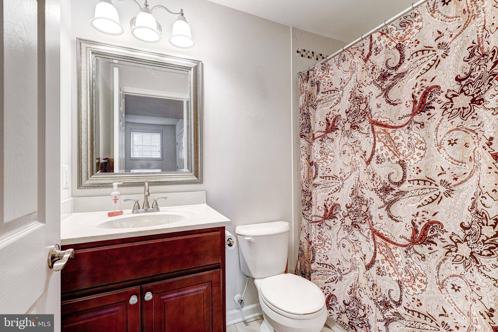 WHISPERING MEADOWS - Residential