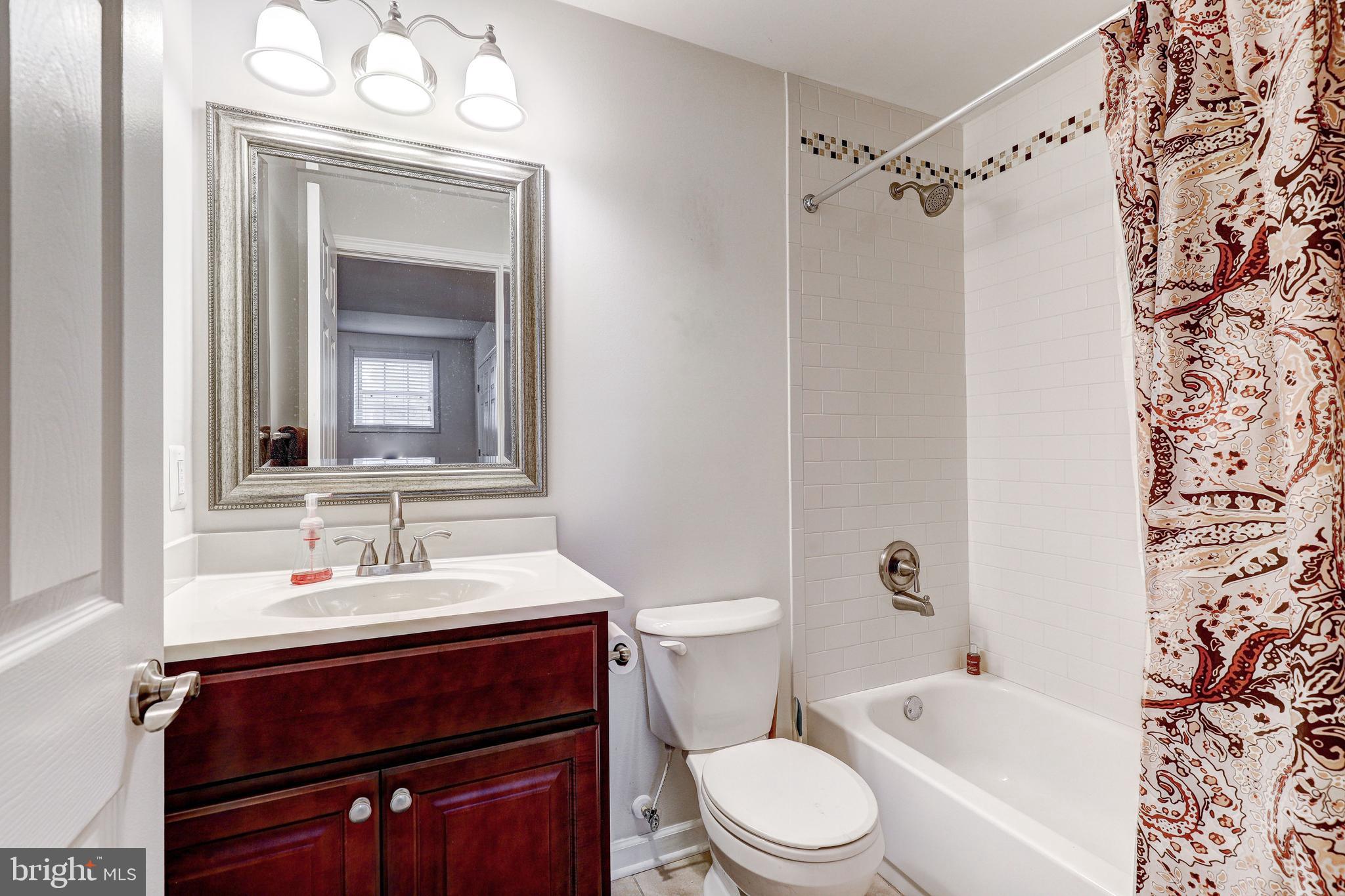 WHISPERING MEADOWS - Residential