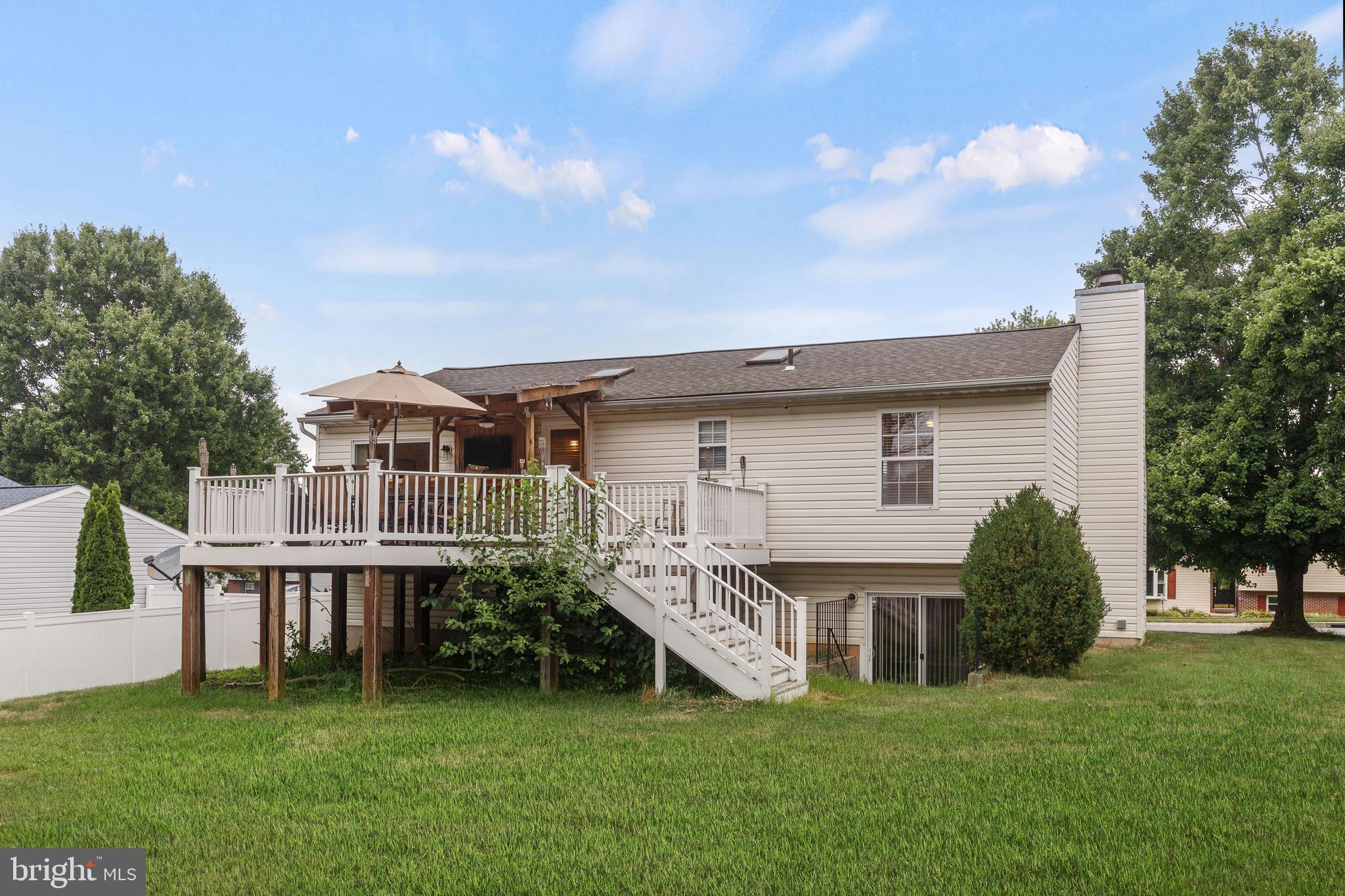 WHISPERING MEADOWS - Residential