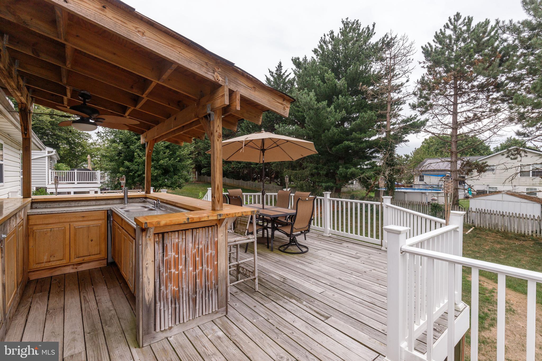 WHISPERING MEADOWS - Residential