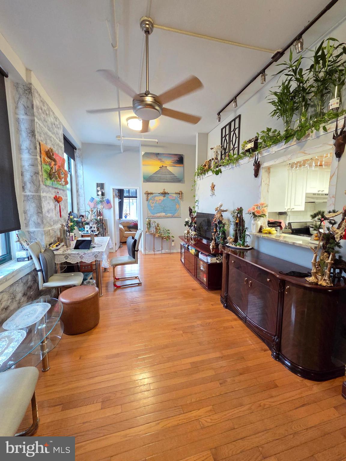 CHINATOWN - Residential