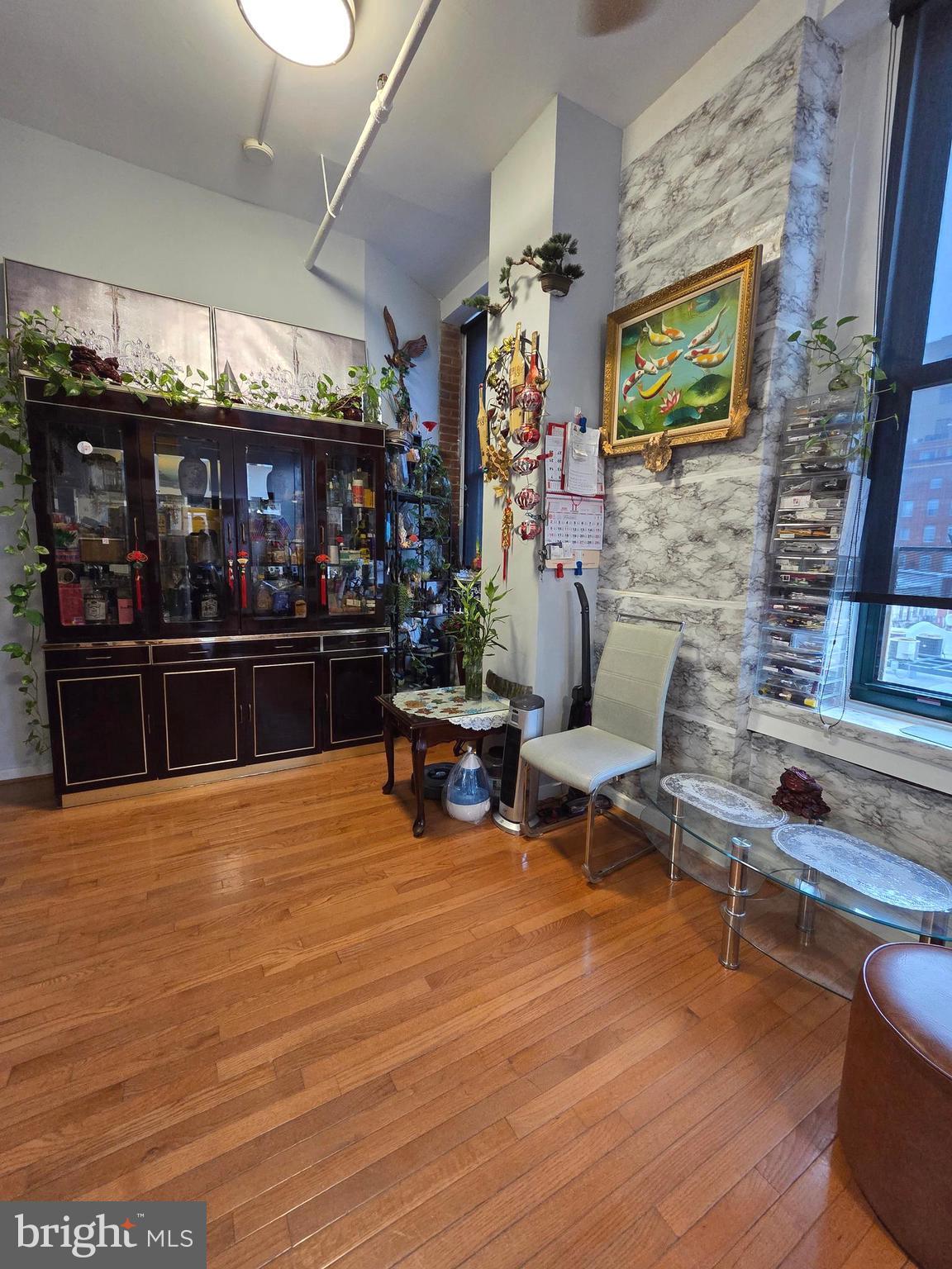 CHINATOWN - Residential