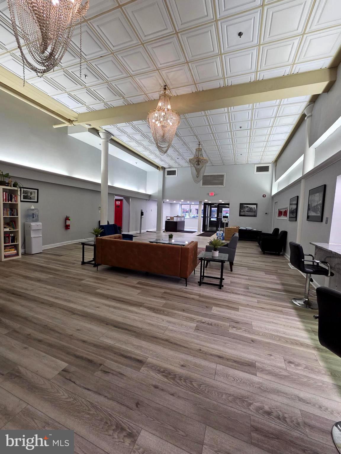 CHINATOWN - Residential