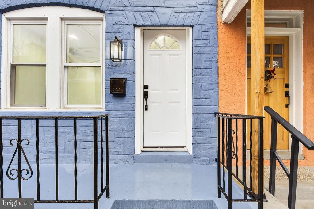 Photo of 131 Old Dorwart Street, LANCASTER, PA 17603 (MLS # PALA2079954)