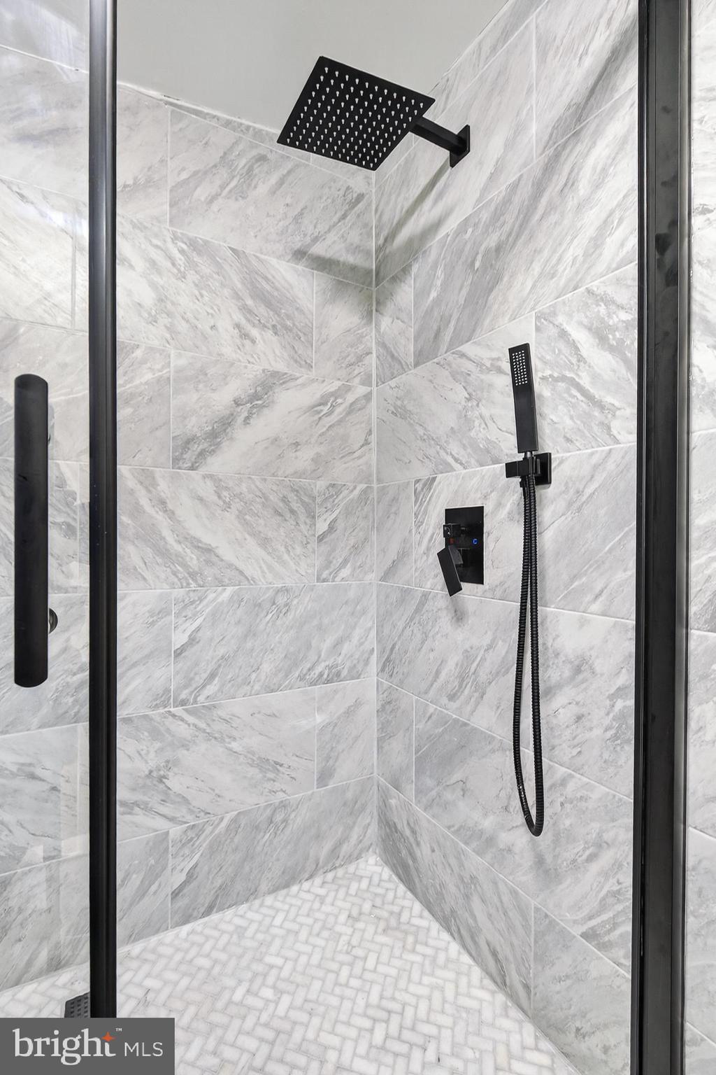 CABBAGE HILL - Residential