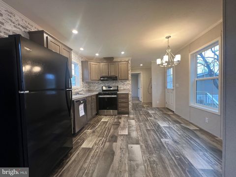 Tiny photo for 415 Wren Court, MECHANICSBURG, PA 17050 (MLS # PACB2049368)