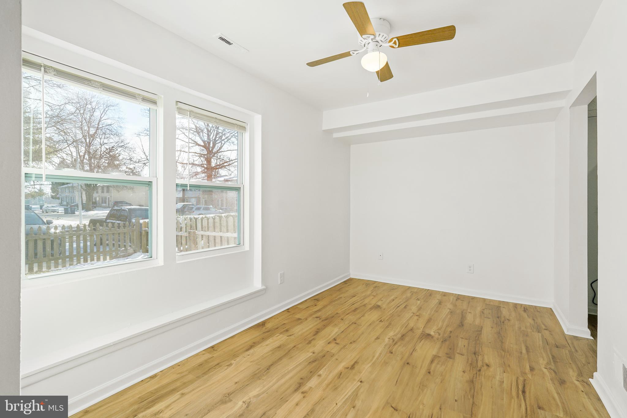 ELKTON TOWNHOUSES - Residential