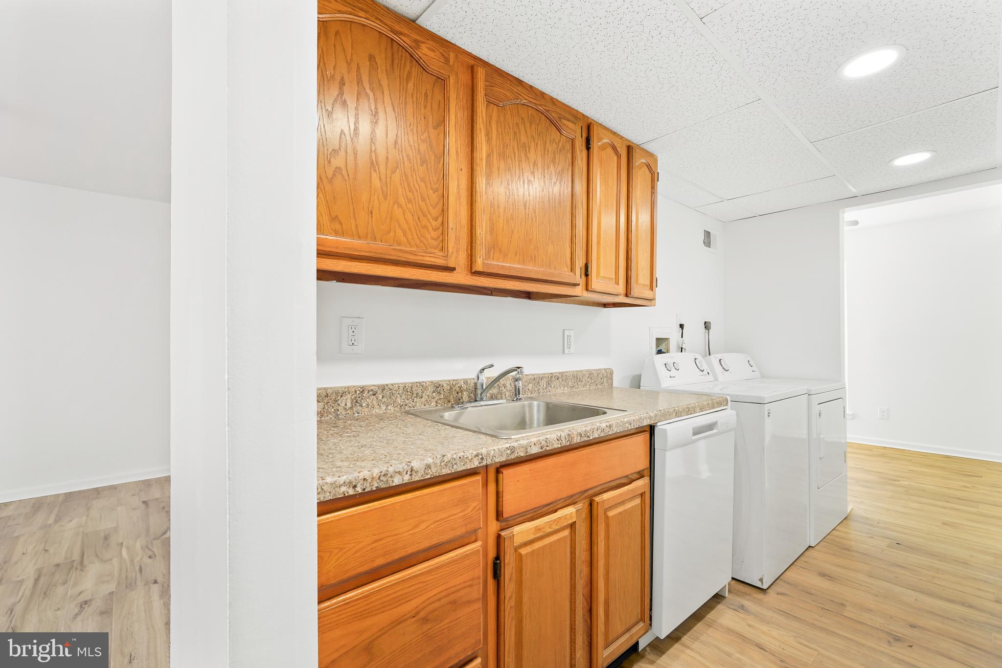 ELKTON TOWNHOUSES - Residential