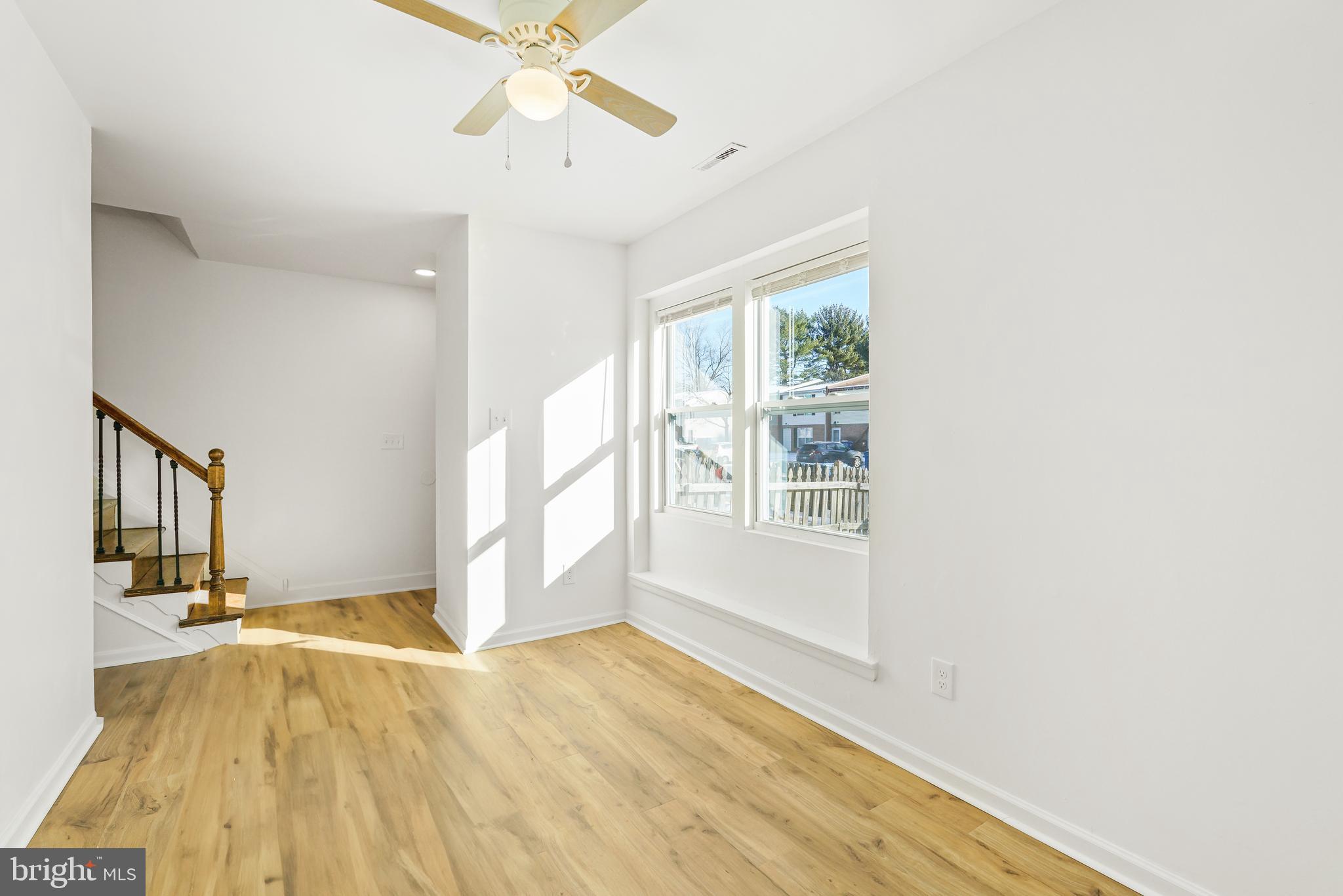 ELKTON TOWNHOUSES - Residential