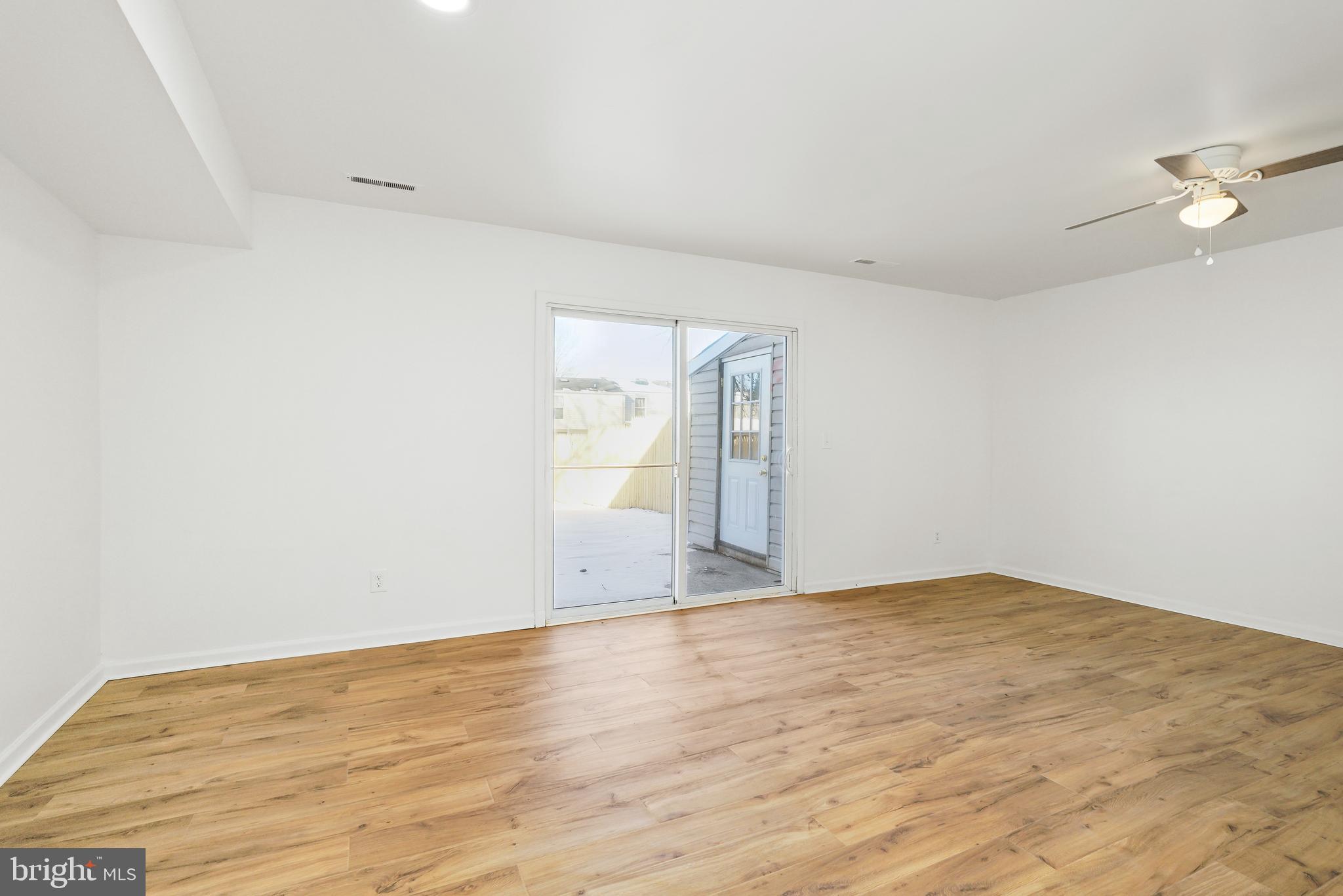 ELKTON TOWNHOUSES - Residential