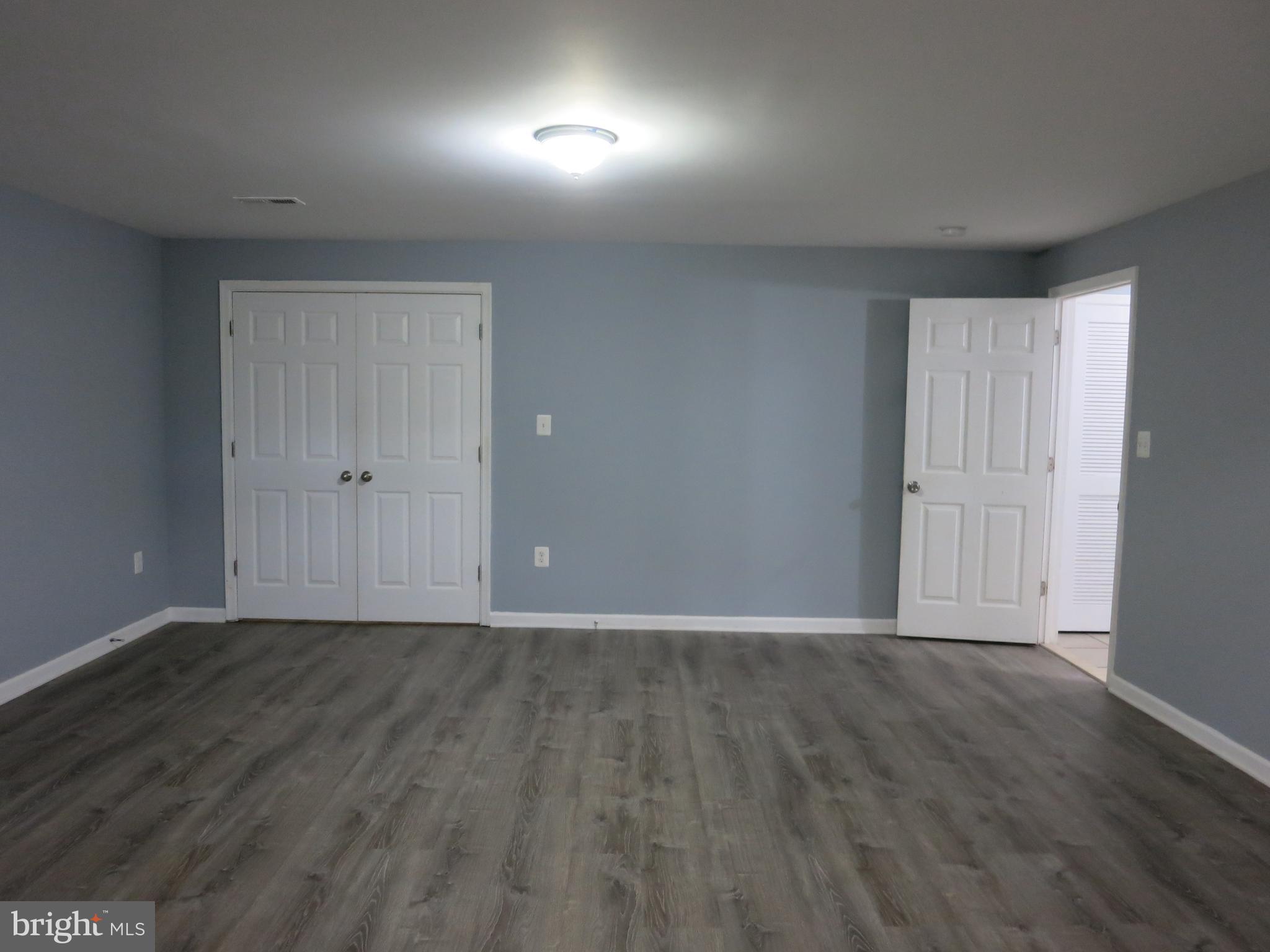 BARRETTS CROSSING - Residential Lease