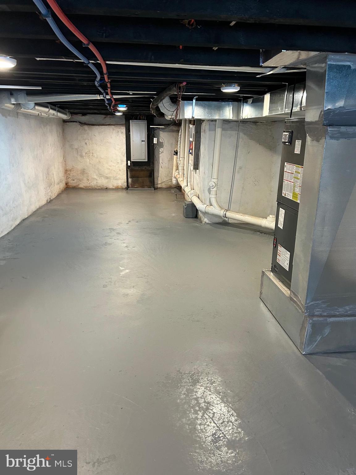 STRAWBERRY MANSION - Residential Lease